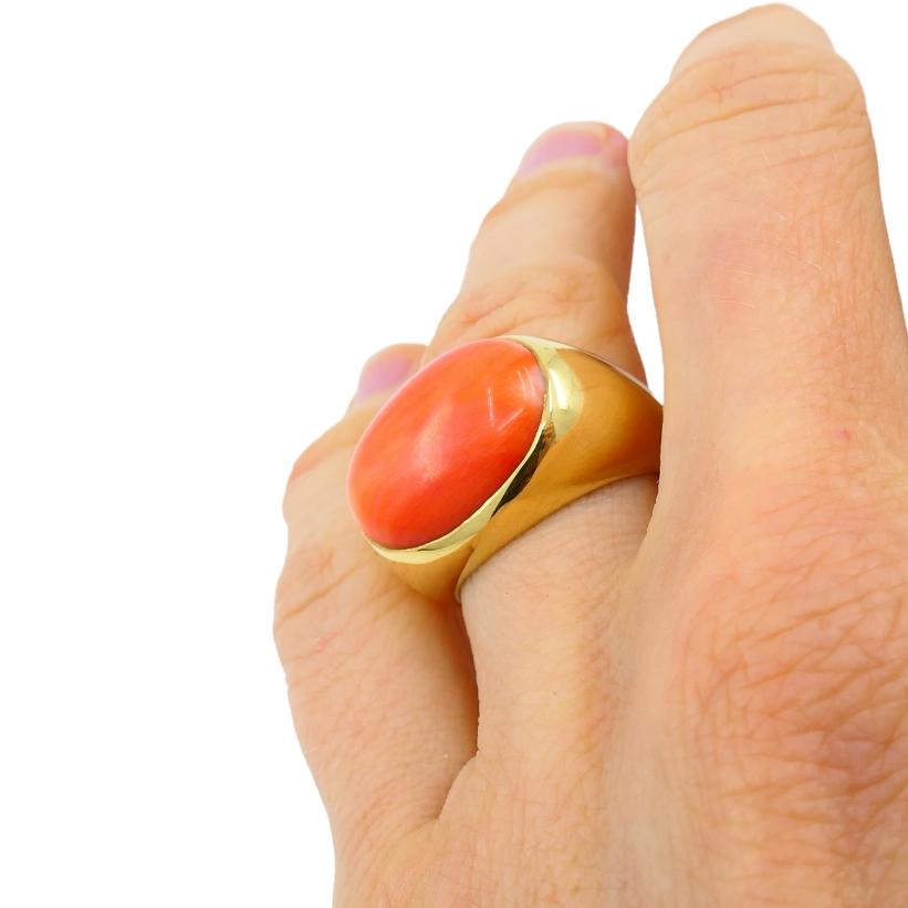 H. Stern Anello di corallo in oro 18k Gioielli d'epoca in vendita 7