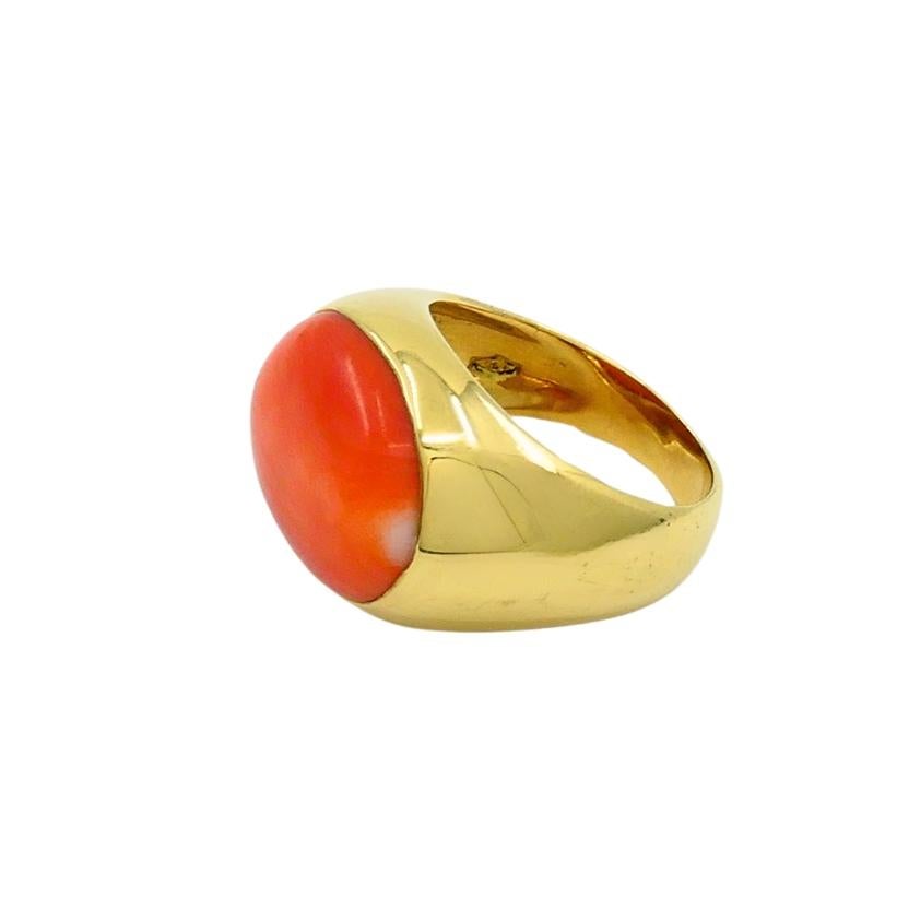 da uomo o donna H. Stern Anello di corallo in oro 18k Gioielli d'epoca in vendita
