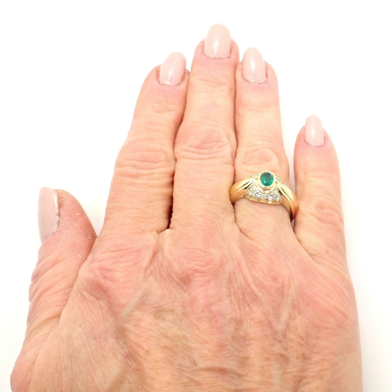 H. Stern Diamond Emerald Yellow Gold Ring In Excellent Condition For Sale In Holland, PA