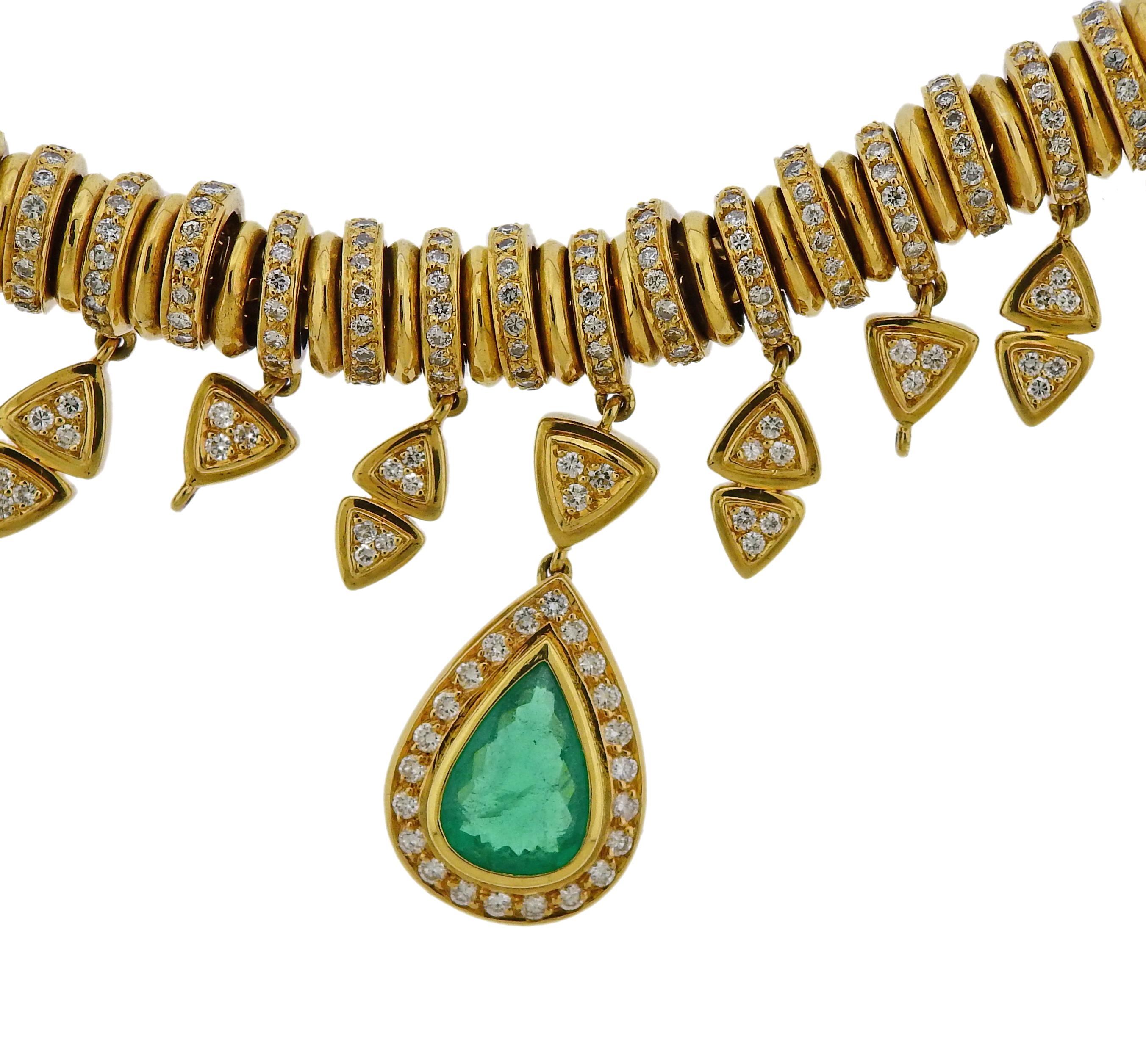 H Stern Emerald Diamond Gold Pendant Necklace In Excellent Condition In New York, NY