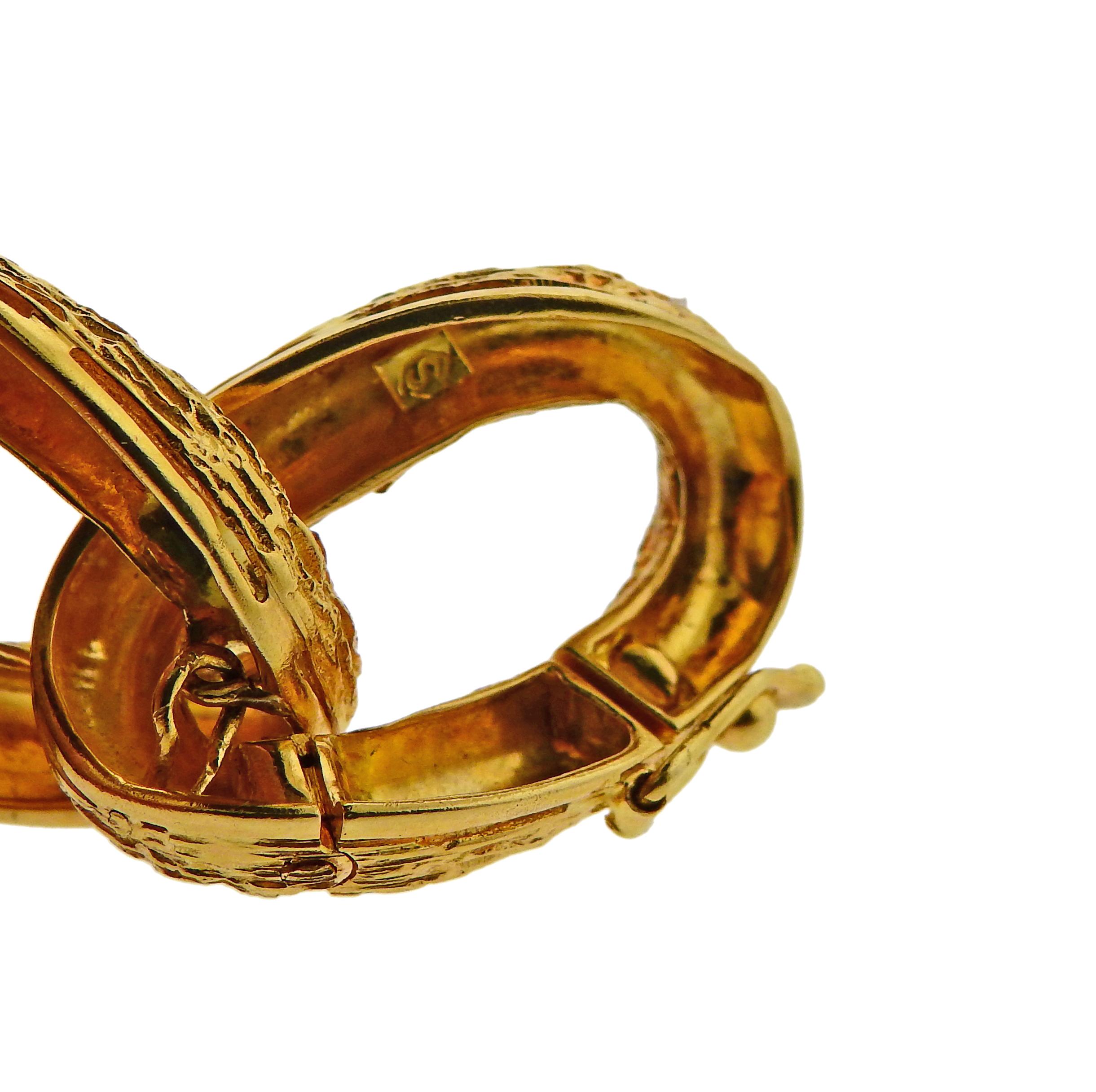 H. Stern Gold Link Bracelet In Excellent Condition For Sale In Lambertville, NJ