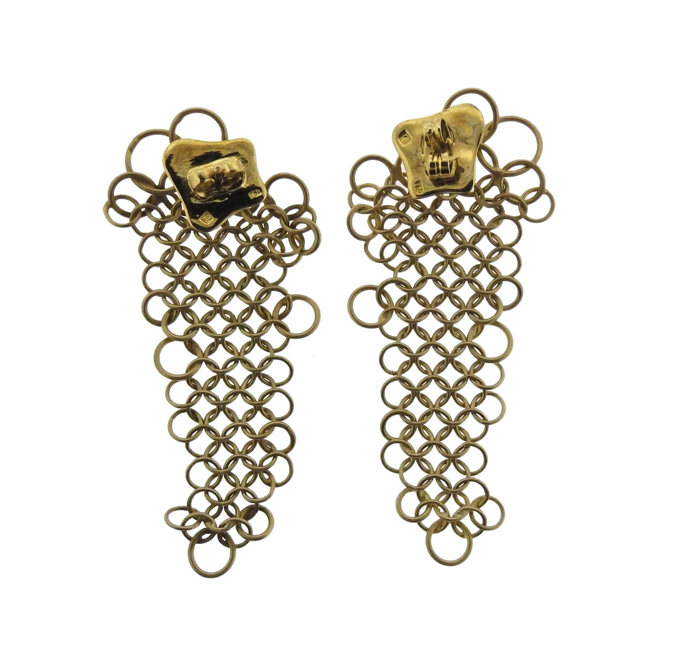 Pair of 18k yellow gold mesh drop earrings, crafted by H. Stern. Come with a box. Earrings are 56mm x 26mm and weigh 10.9 grams. Marked S mark, 750.