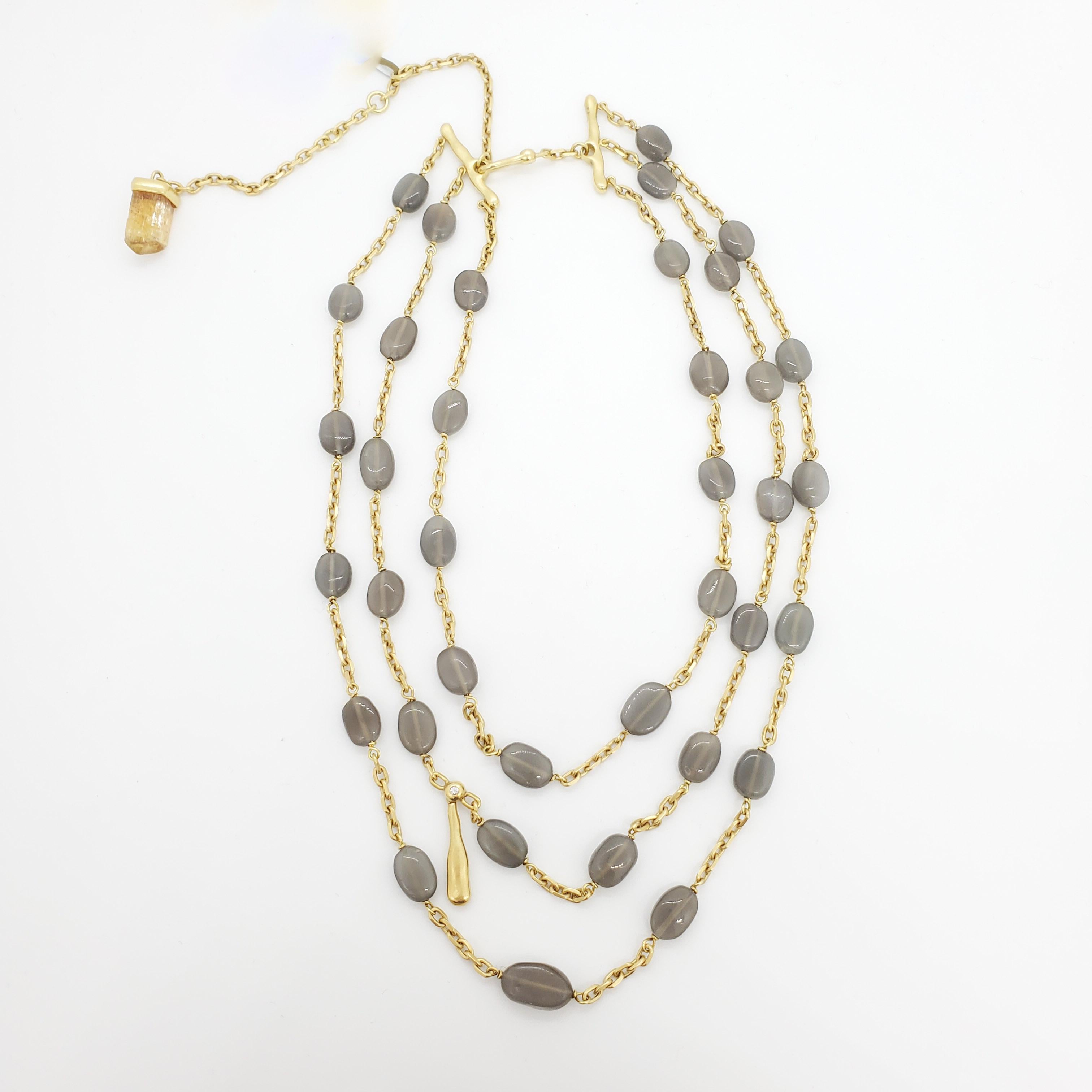 H. Stern Gray Bead and White Diamond 18k Yellow Gold Multi Layer Necklace In New Condition For Sale In Los Angeles, CA