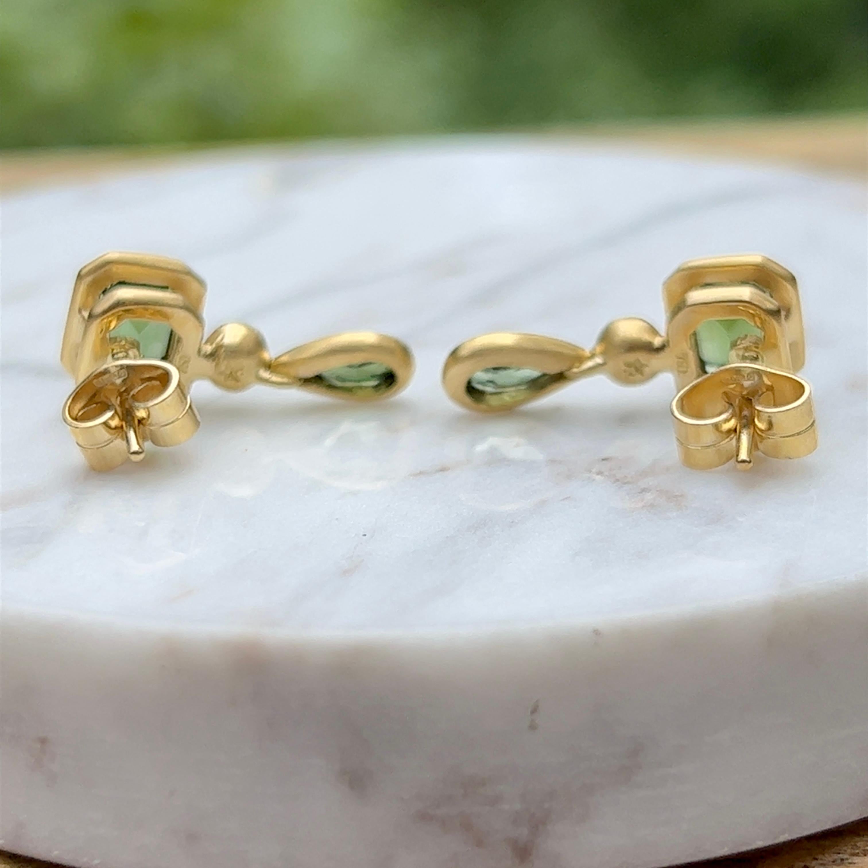 Women's or Men's H. Stern Green Tourmaline and Diamond Earrings in 18 Karat Gold