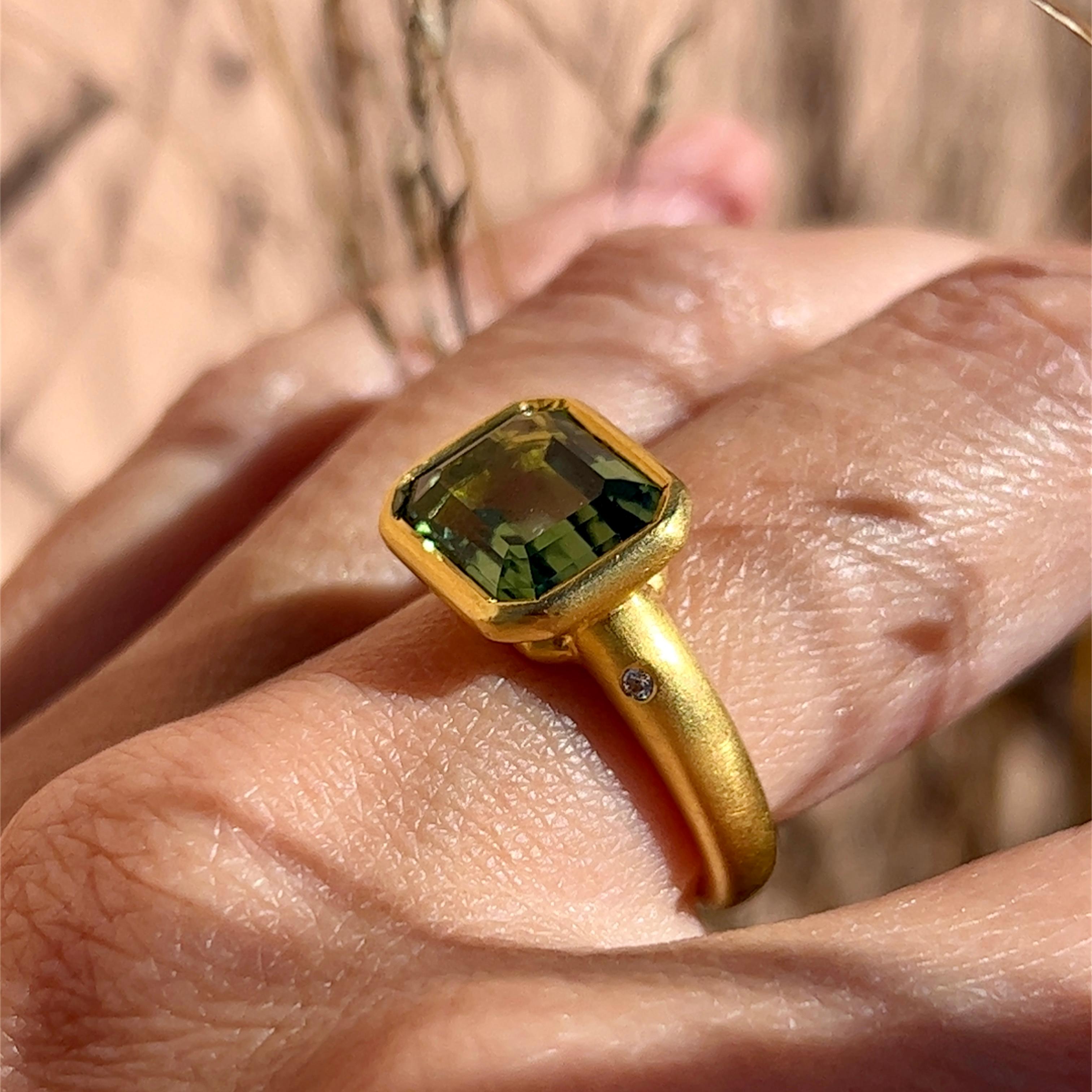 H. Stern Green Tourmaline and Diamond Ring in 18K Gold 1