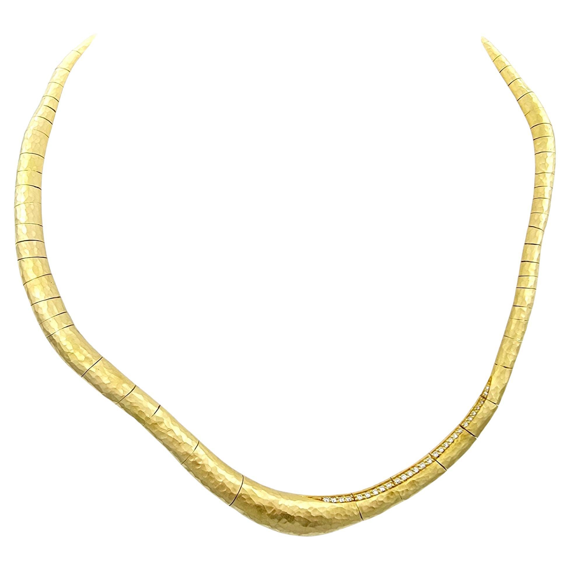 H. Stern Hammered Diamond Collar Link Necklace Set in 18 Karat Yellow Gold For Sale