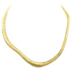H. Stern Hammered Diamond Collar Link Necklace Set in 18 Karat Yellow Gold