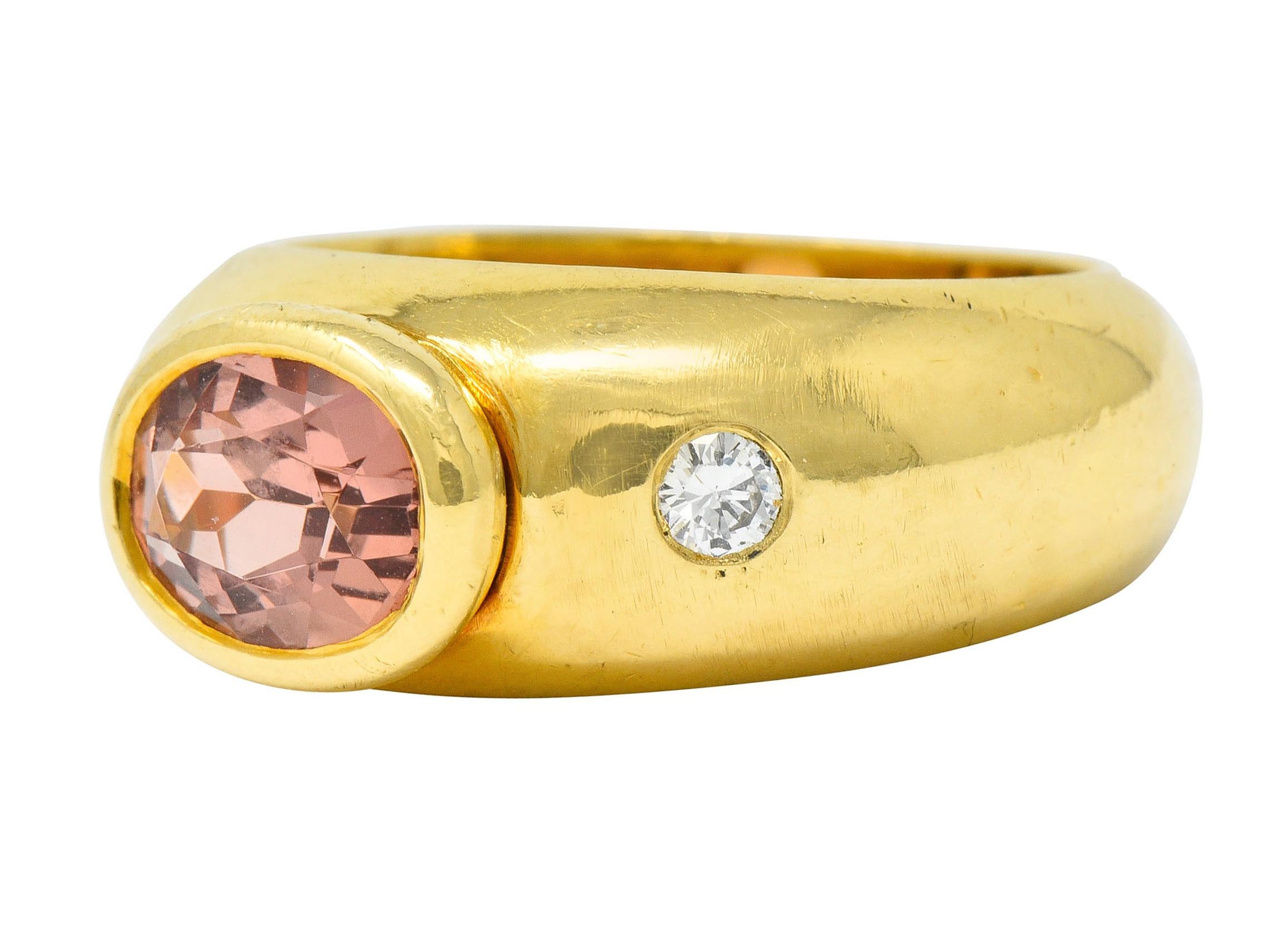 H. Stern Imperial Topaz Diamond 18 Karat Gold Unisex Vintage Band Ring In Excellent Condition In Philadelphia, PA