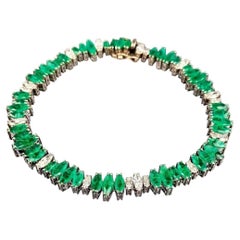 H. Stern Mid-Century Modern Emerald and Diamond Link Bracelet in 18K White Gold