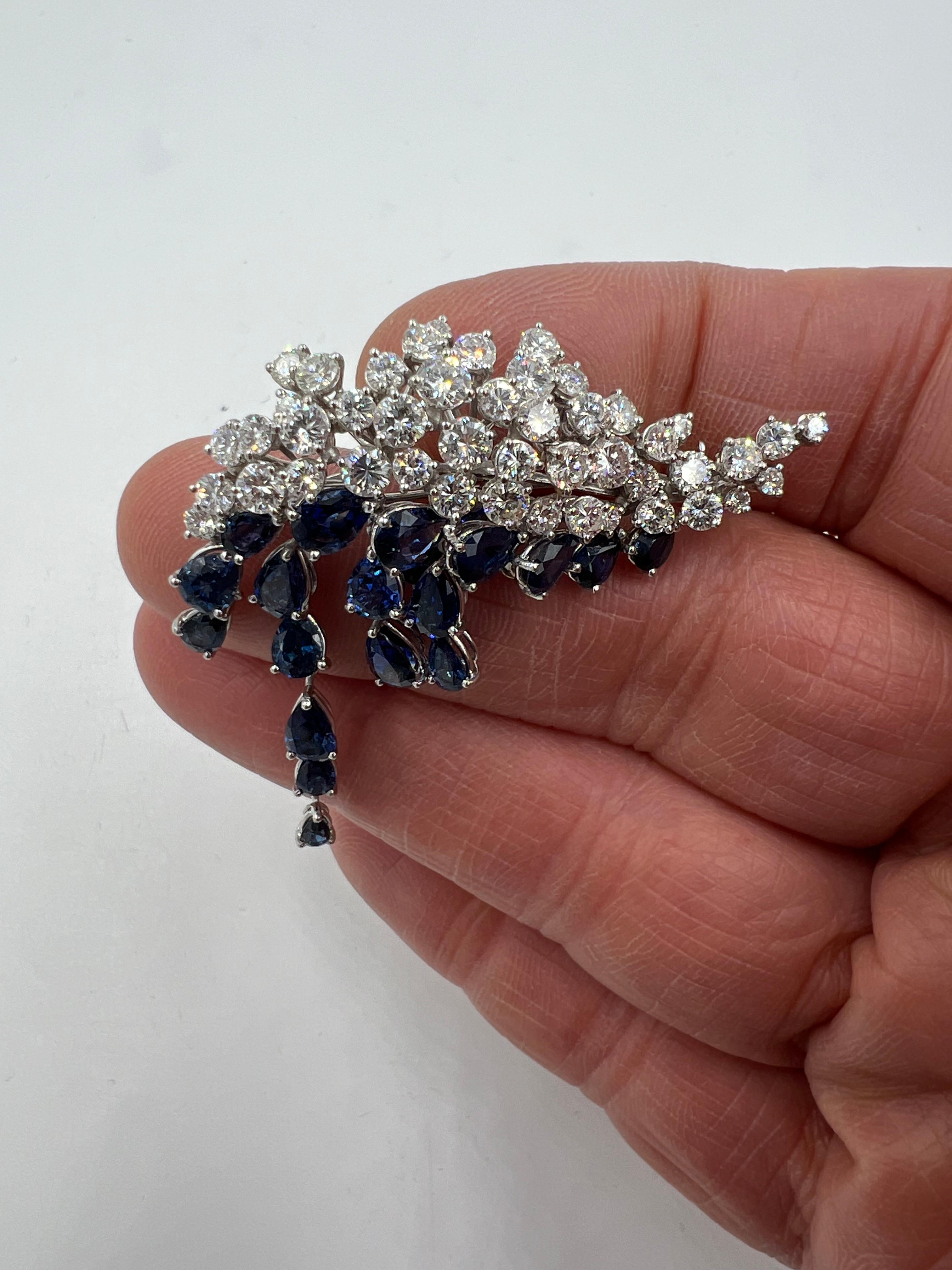 H. Stern Sapphire Diamond White Gold Brooch In Good Condition For Sale In Los Angeles, CA