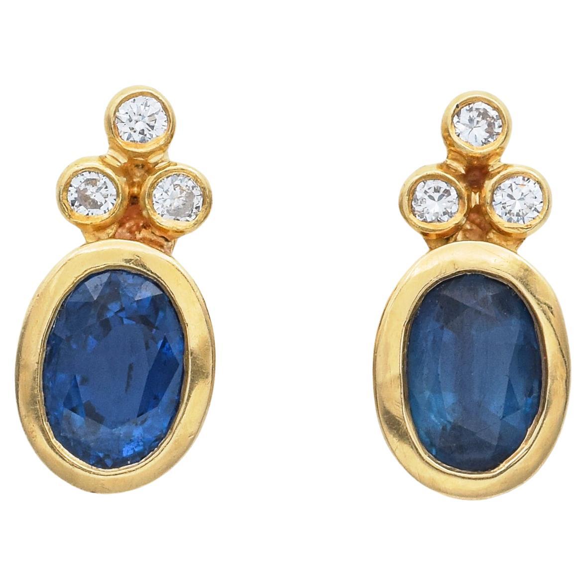 H. Stern Sapphire & Diamond Yellow Gold Screw-Back Stud Earrings with Box For Sale