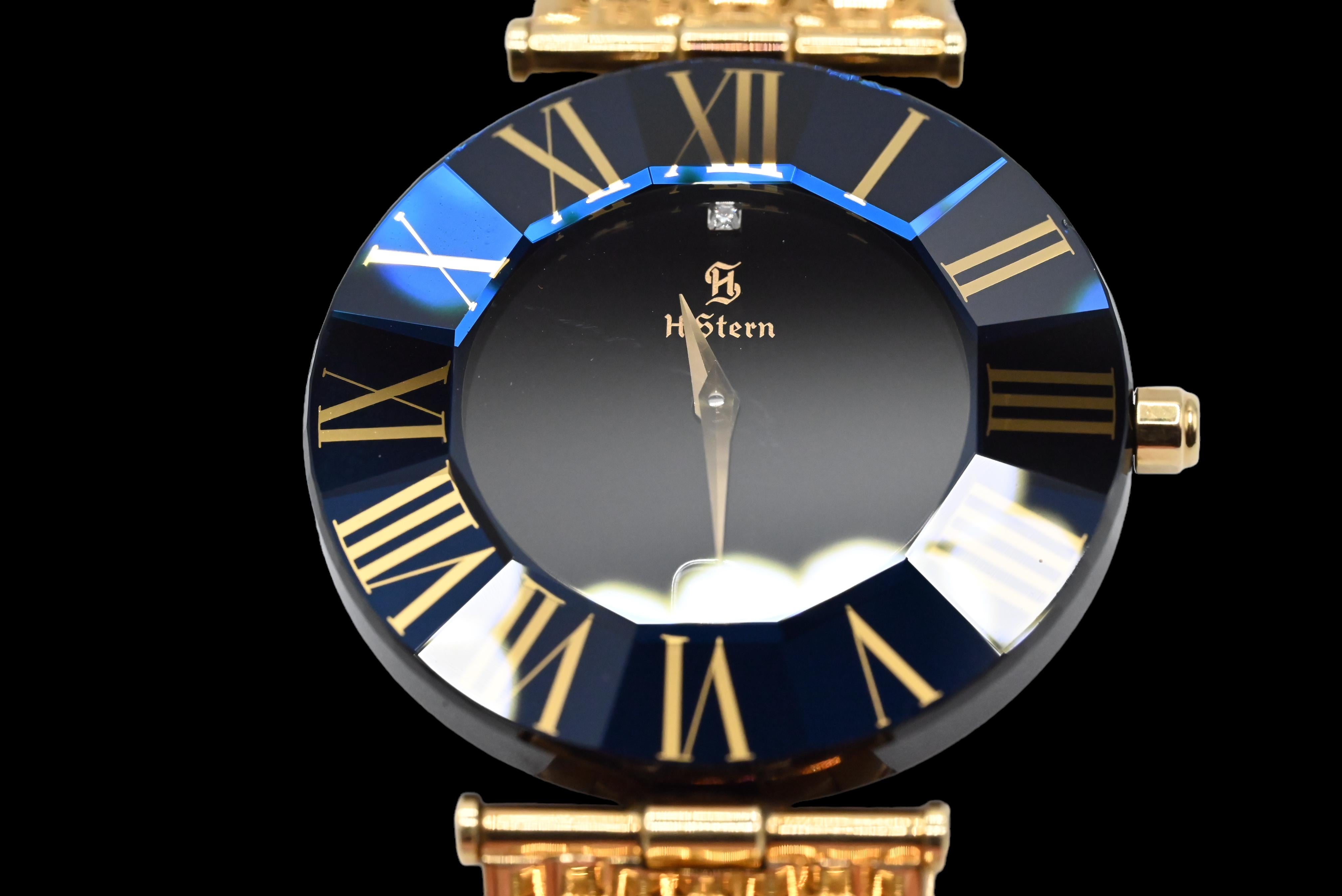 H. Stern Vintage Sapphire Wristwatch 34 MM 18K Yellow Gold 2