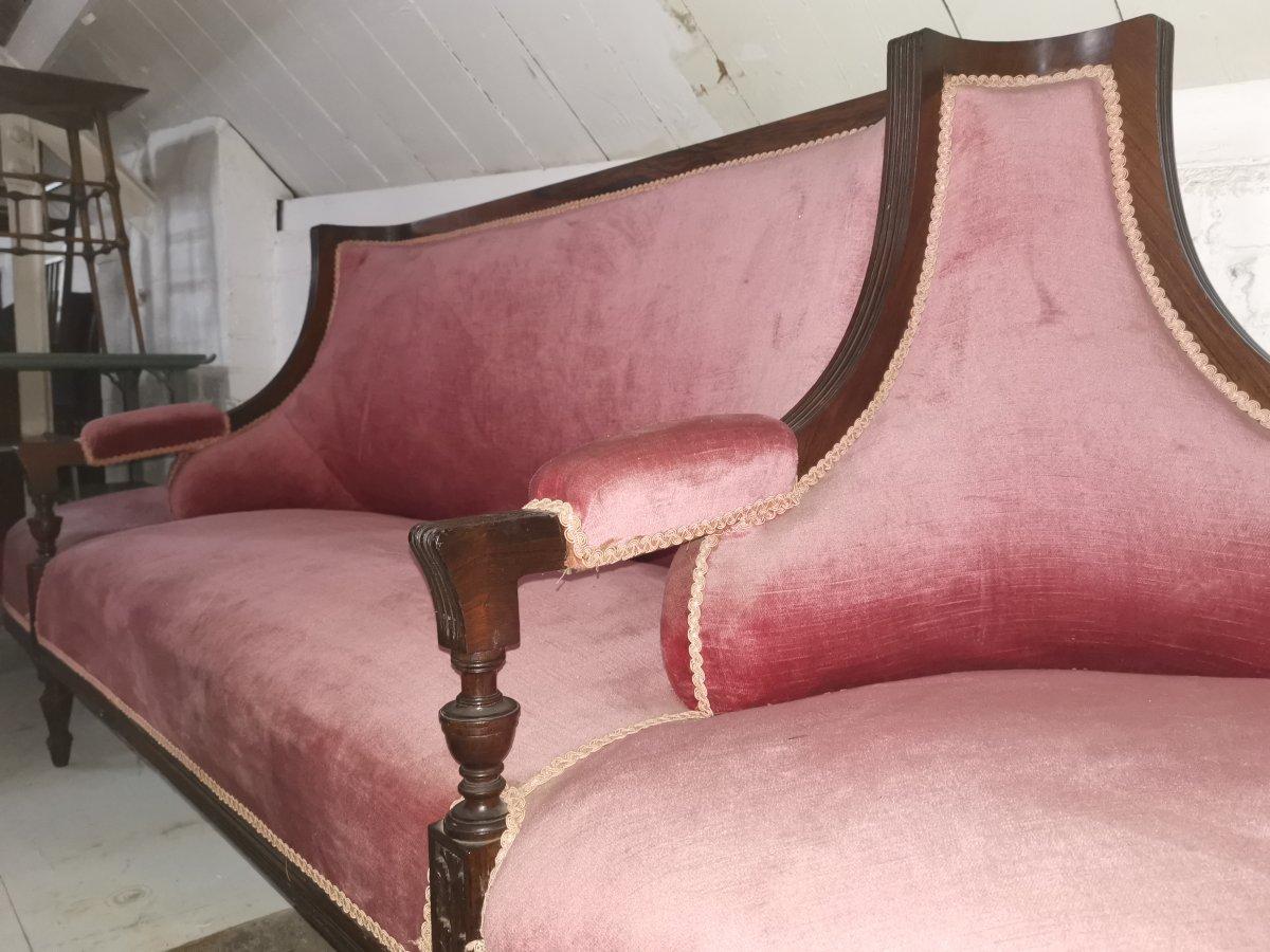 H W Batley Attri, Collinson & Lock. An Aesthetic Movement Rosewood Courting Sofa In Good Condition In London, GB
