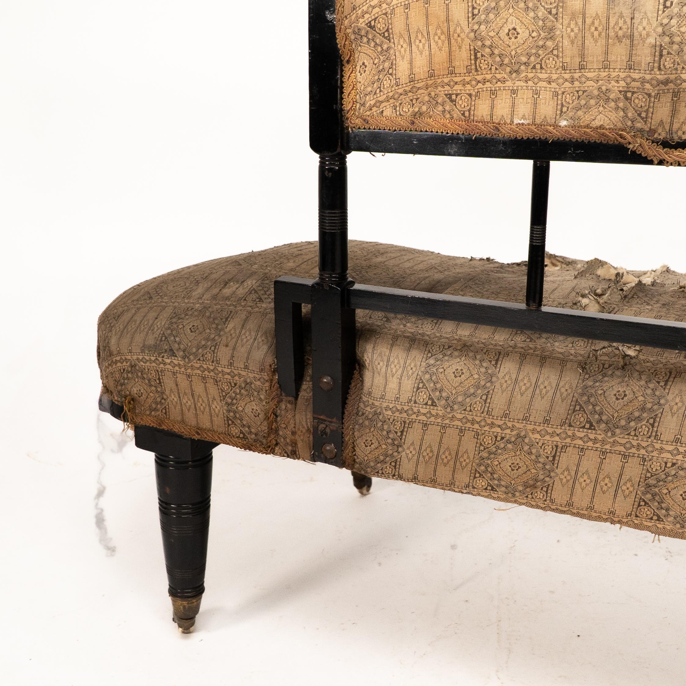 H W Batley (zugeschrieben). Ein anglo-japanisches ebonisiertes Chaiselongue- oder Tagesbett im Angebot 7