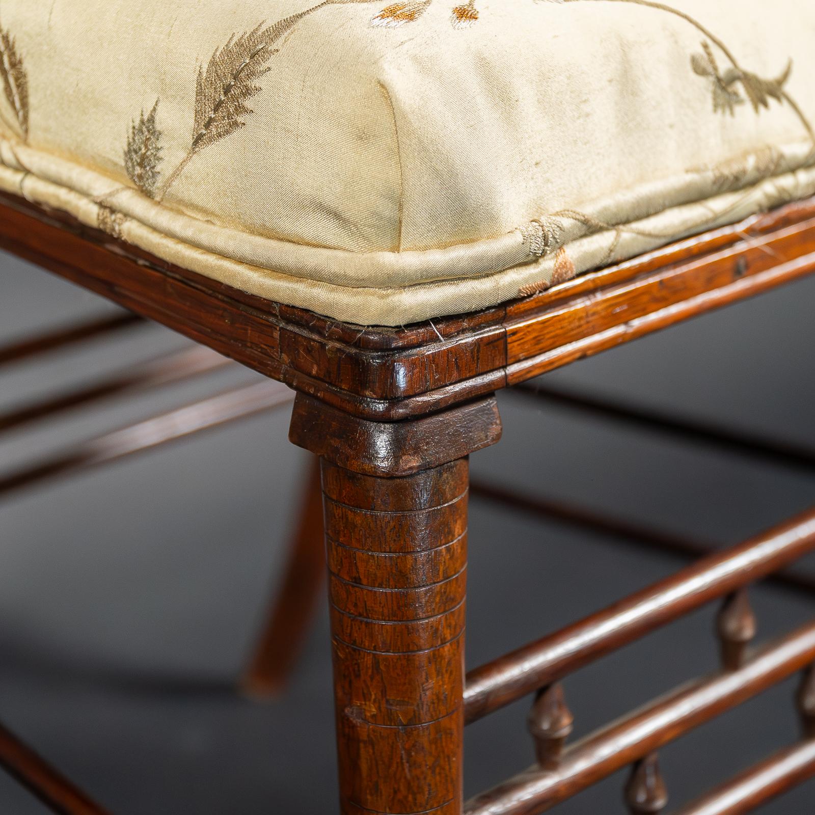 H. W. Batley for Collinson & Lock. A Fine Pair of Aesthetic Movement Side Chairs For Sale 6