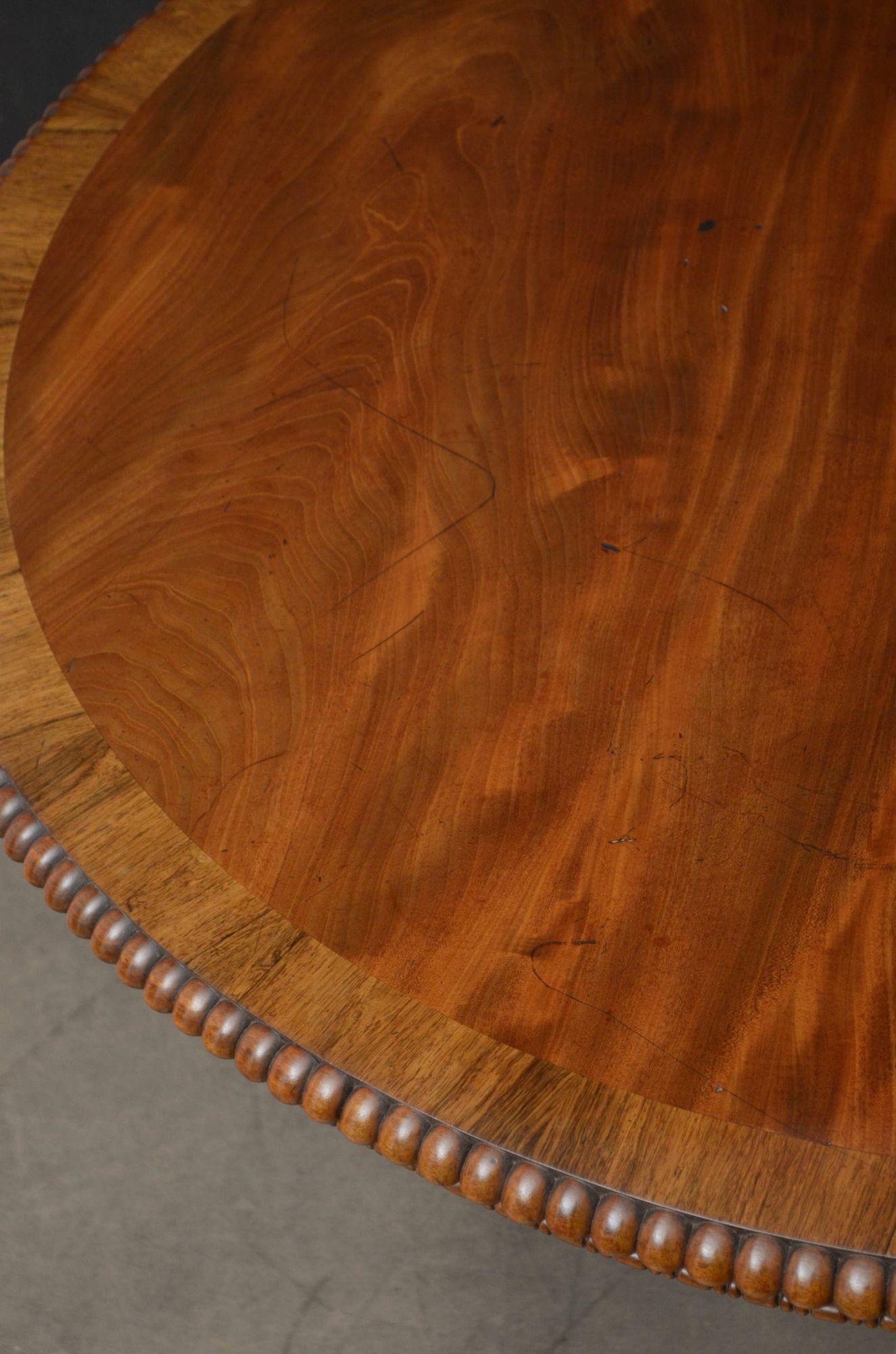 19th Century H. Walker English Regency Centre Table in Mahogany For Sale
