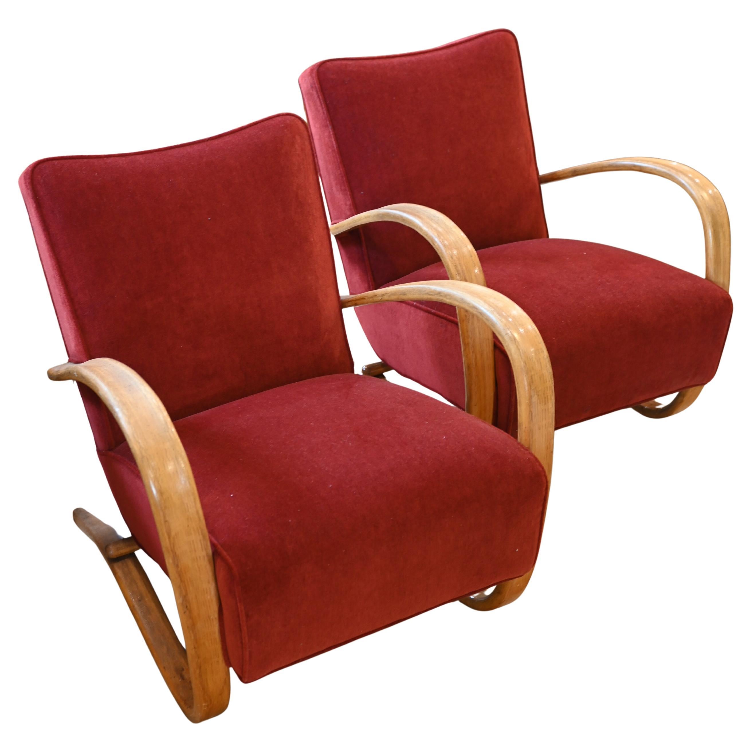 What is the history of Jindřich Halabala chairs?
