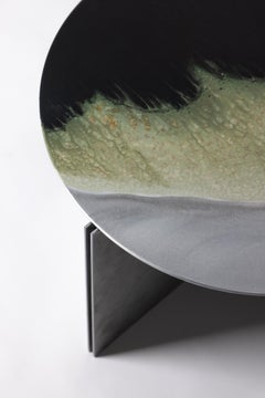 Table d'appoint H4 en métal et aluminium décorée à la main par Studio Nyx