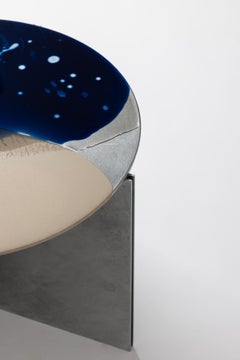 H9 – Handverzierter Beistelltisch aus Metall und Aluminium von Studio Nyx