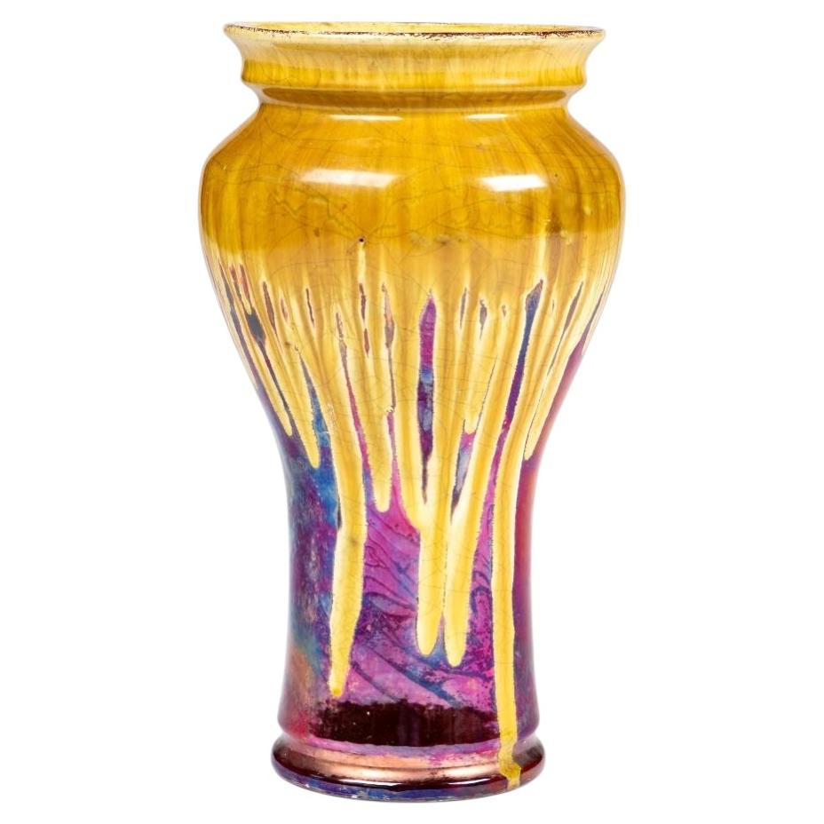 H.A. Vase Art nouveau unique de Kähler à la glaçure irisée, Danemark, vers 1900 en vente