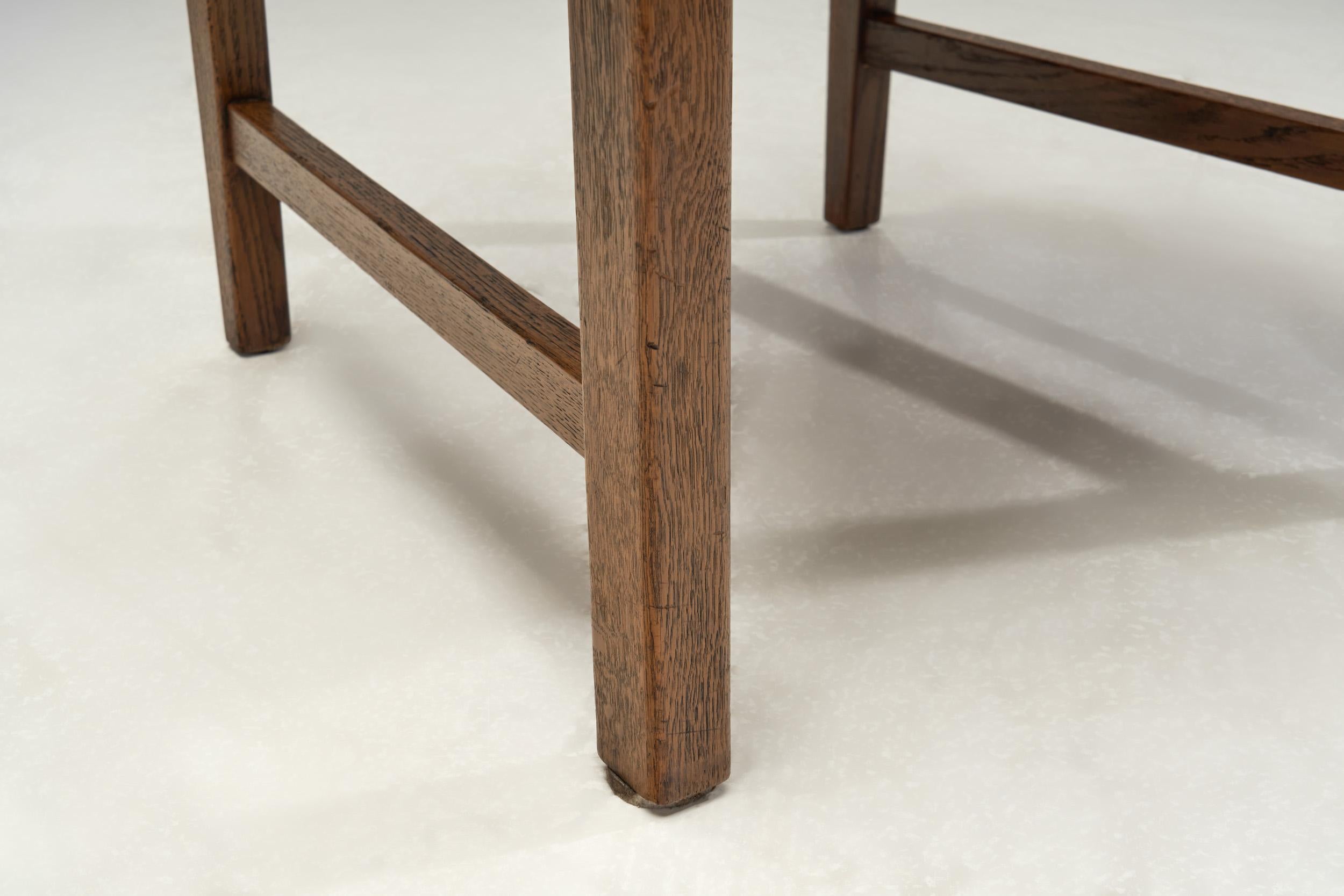 Fauteuil de l'école Haagse, Pays-Bas Première moitié du 20e siècle en vente 7