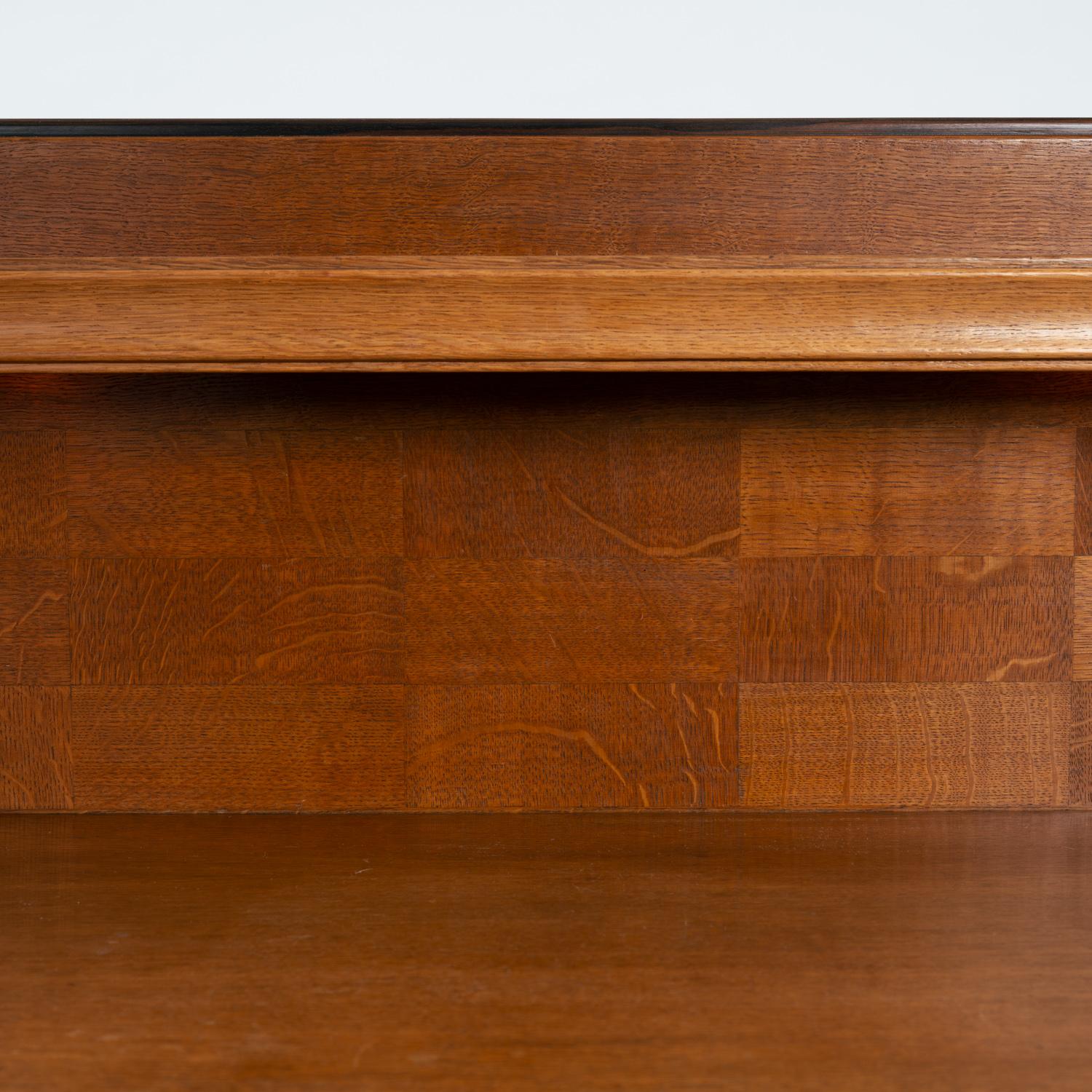 Armoire de l'école de La Haye par Anton Lucas, années 1930 1