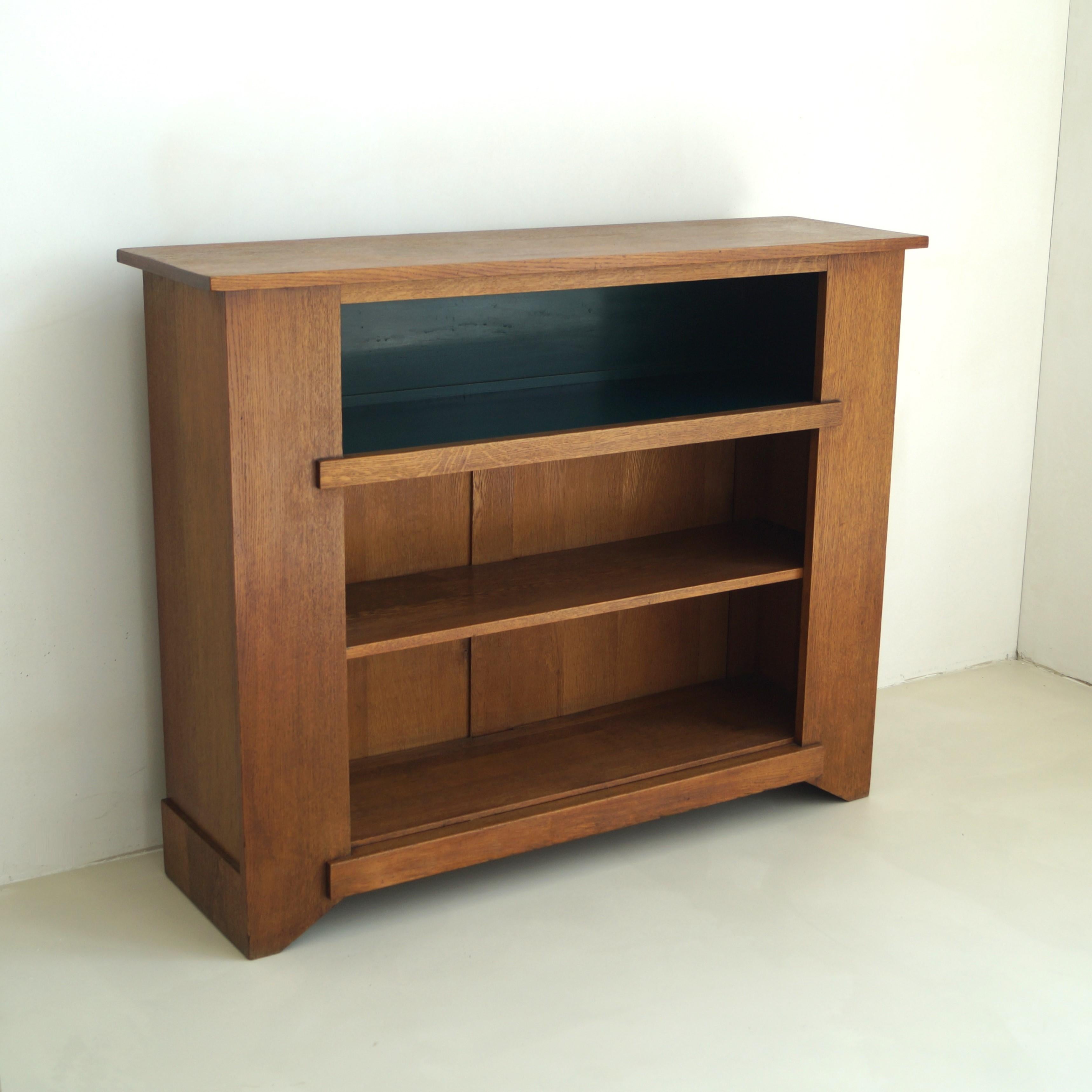 Haagse School Dutch Art Deco bookcase by Hendrik Wouda for Pander, 1924 For Sale 6