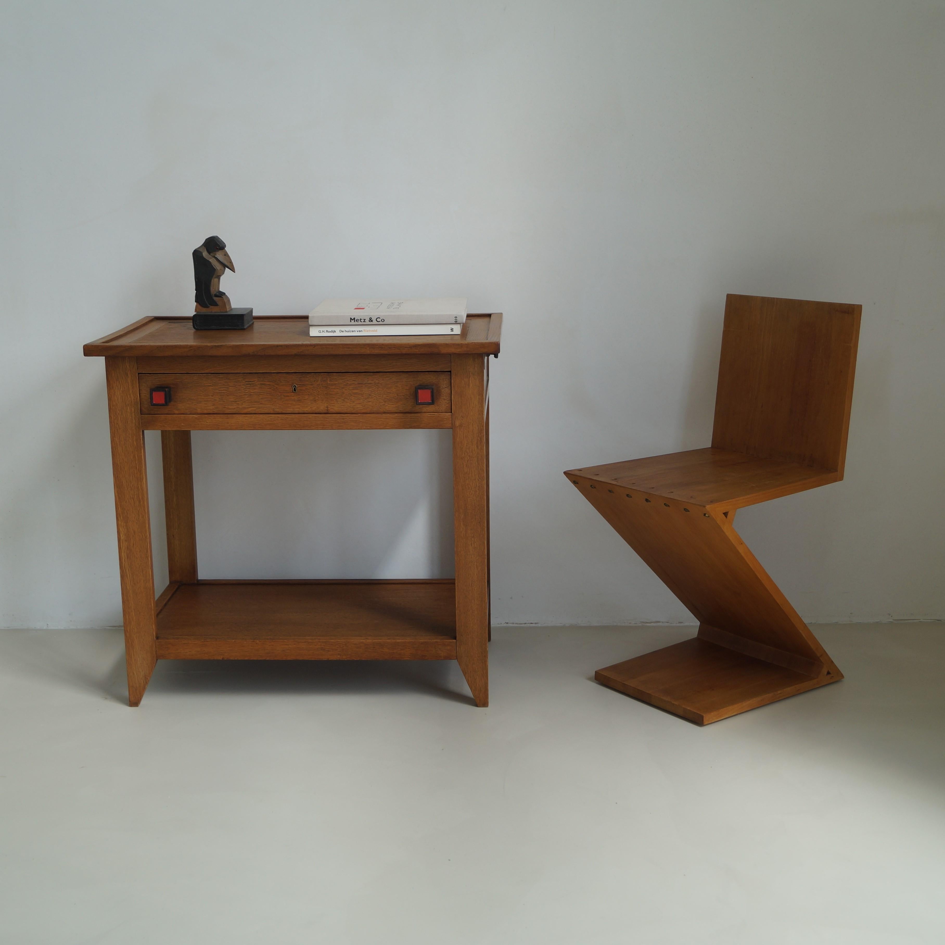 Niederländischer Art-Déco-Beistell- oder Serviertisch der Haagse-Schule von Wouda für Pander, 1920er Jahre (Frühes 20. Jahrhundert) im Angebot