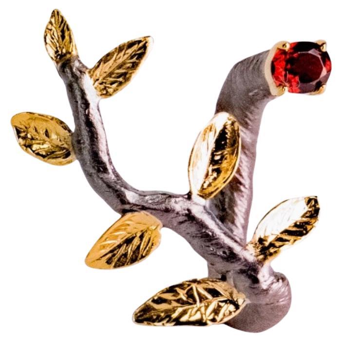 Haara Oval Red Garnet Ring Leaves Leaf Floral Bloom Detail Gold & Silver