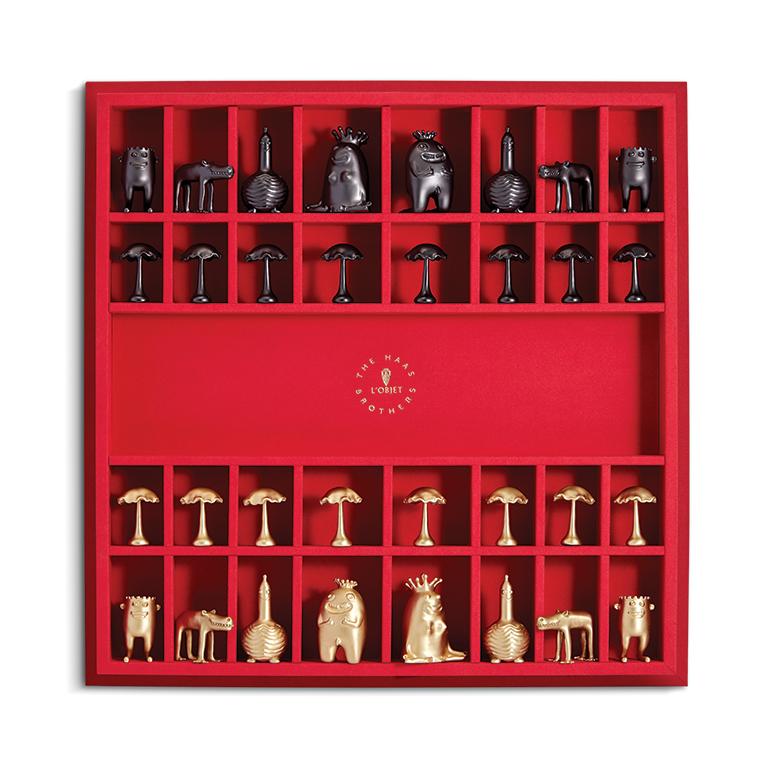 Haas Chess Set In New Condition For Sale In Irving, TX