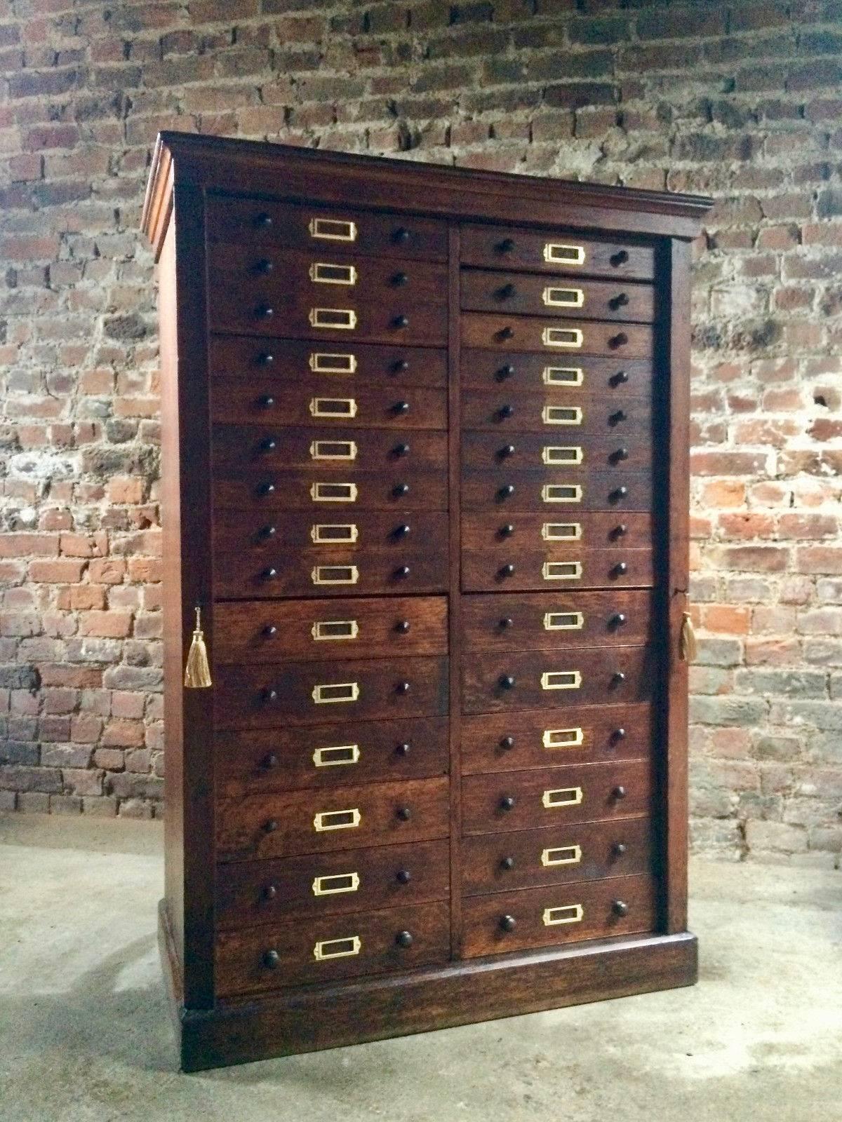 Commode de mercerie Cabinet de musée Style Loft industriel:: 1890 4