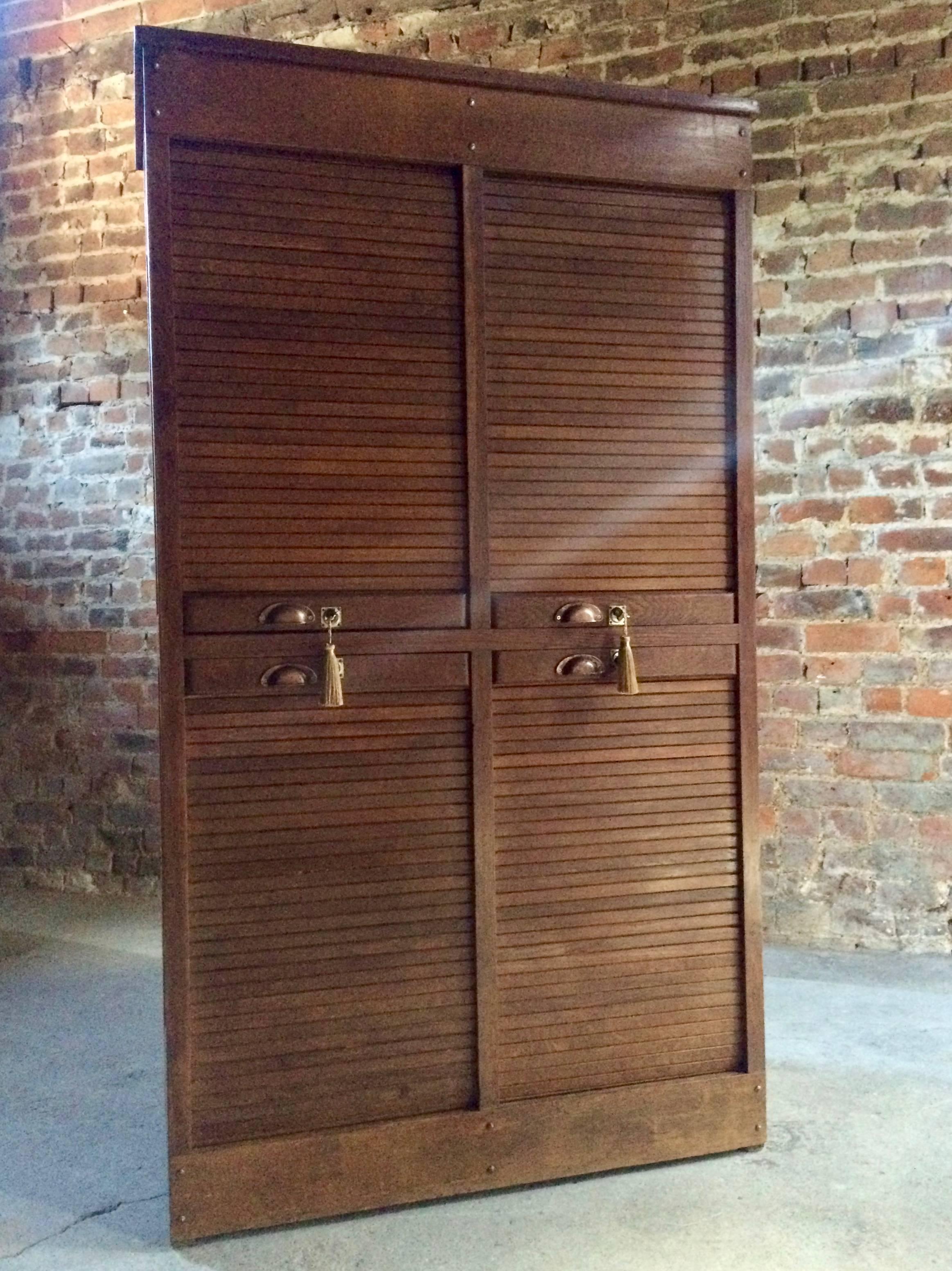 Haberdashery Tambour Fronted Oak Cabinet Four-Section Vintage In Excellent Condition In Longdon, Tewkesbury