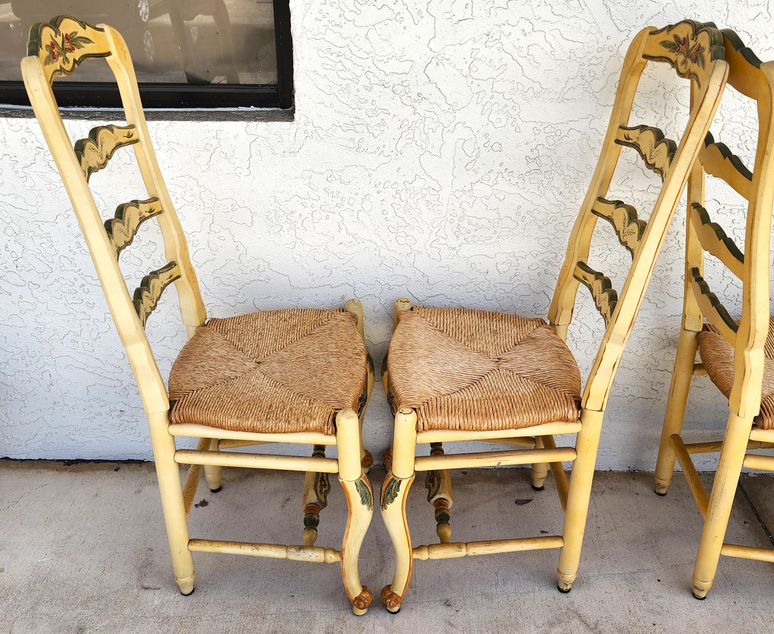 Habersham Französische Esszimmerstühle im Landhausstil Binsen, handbemalt im Angebot 10