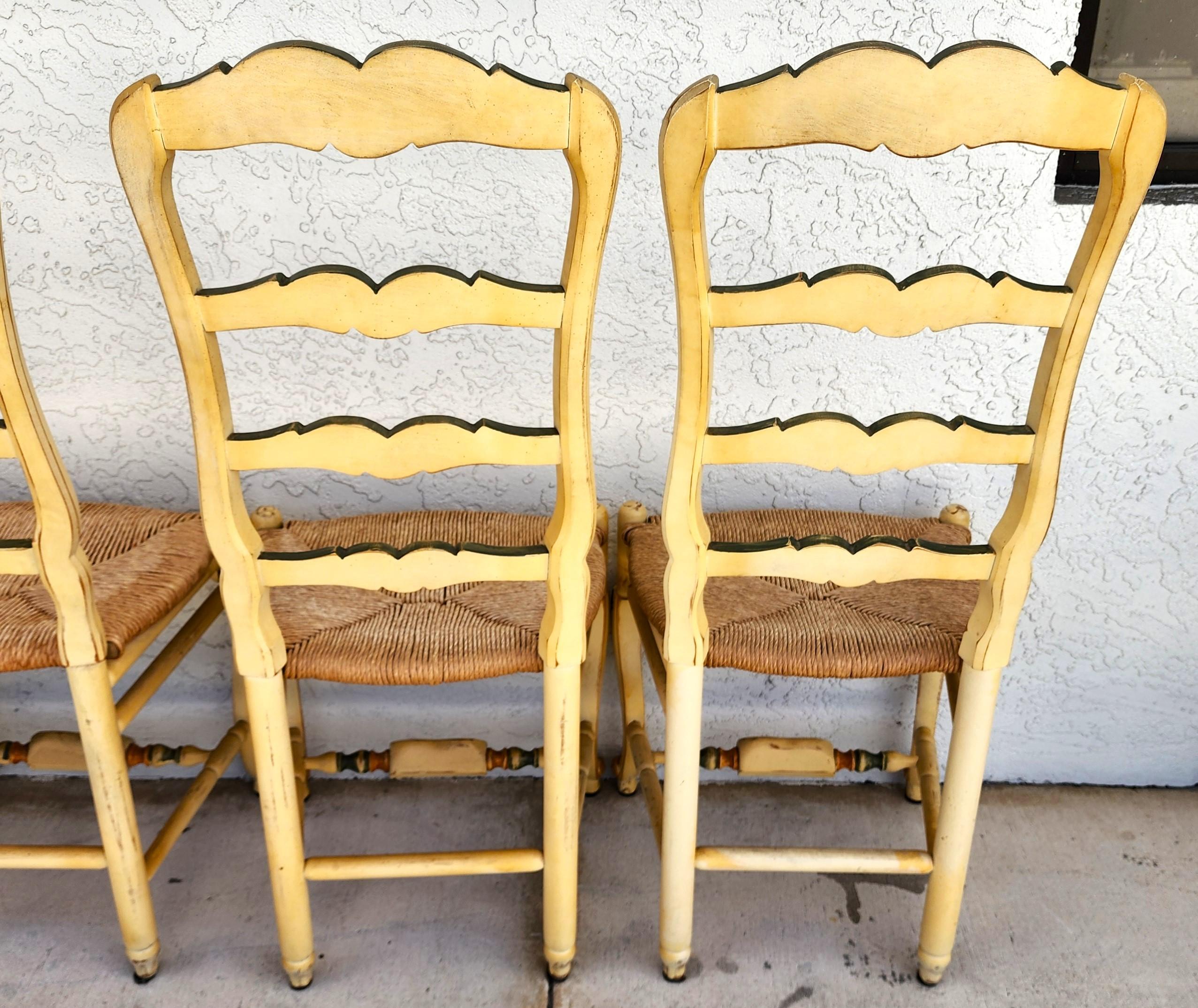 Habersham Französische Esszimmerstühle im Landhausstil Binsen, handbemalt im Angebot 11