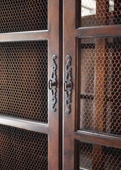 Armario Habersham Savannah Sobre Soporte