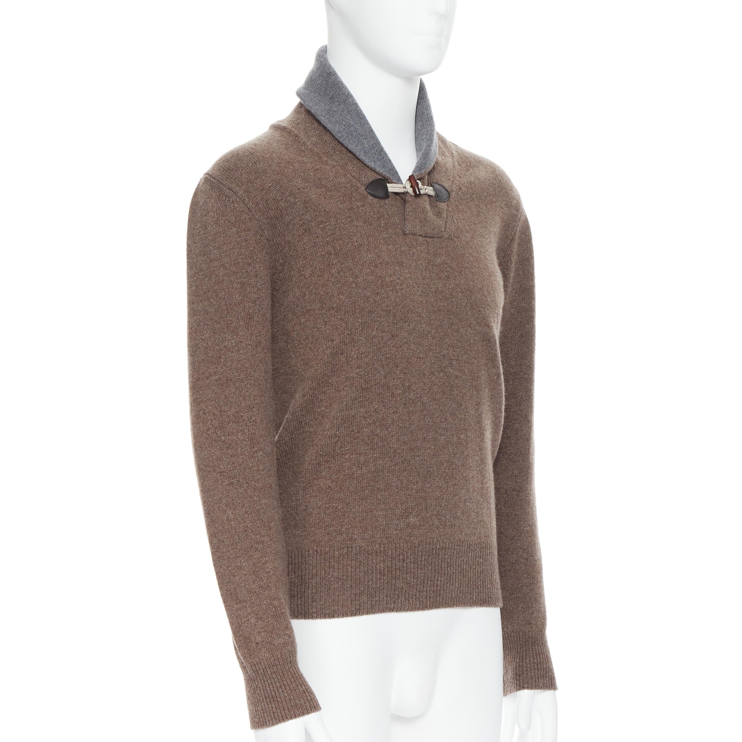HACKETT Pullover aus Merino-Kaschmir in Braun und Grau mit Schalkragen XS im Zustand „Hervorragend“ in Hong Kong, NT