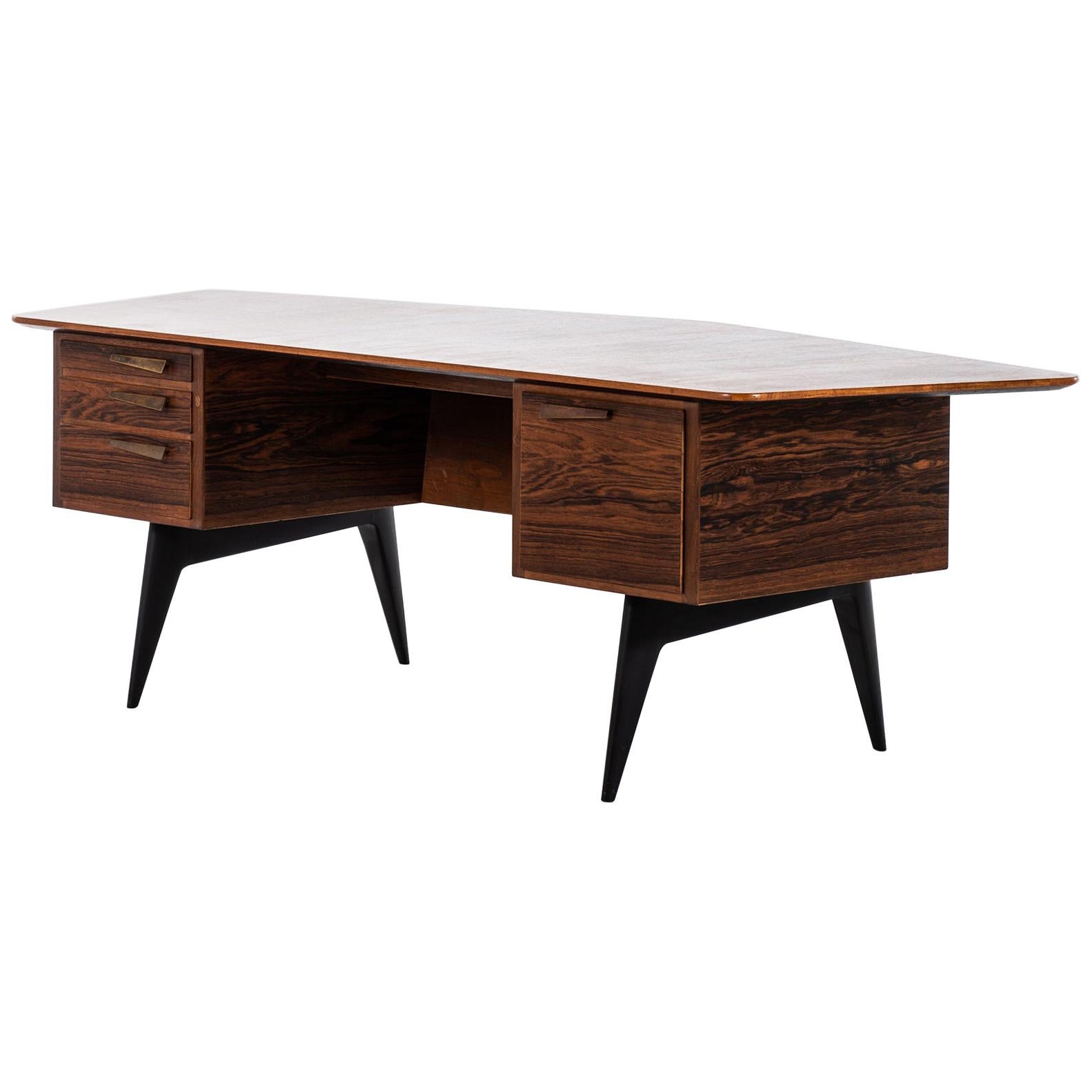 Hadar Schmidt Desk in Rosewood Produced by Hadar Schmidt in Sweden For Sale