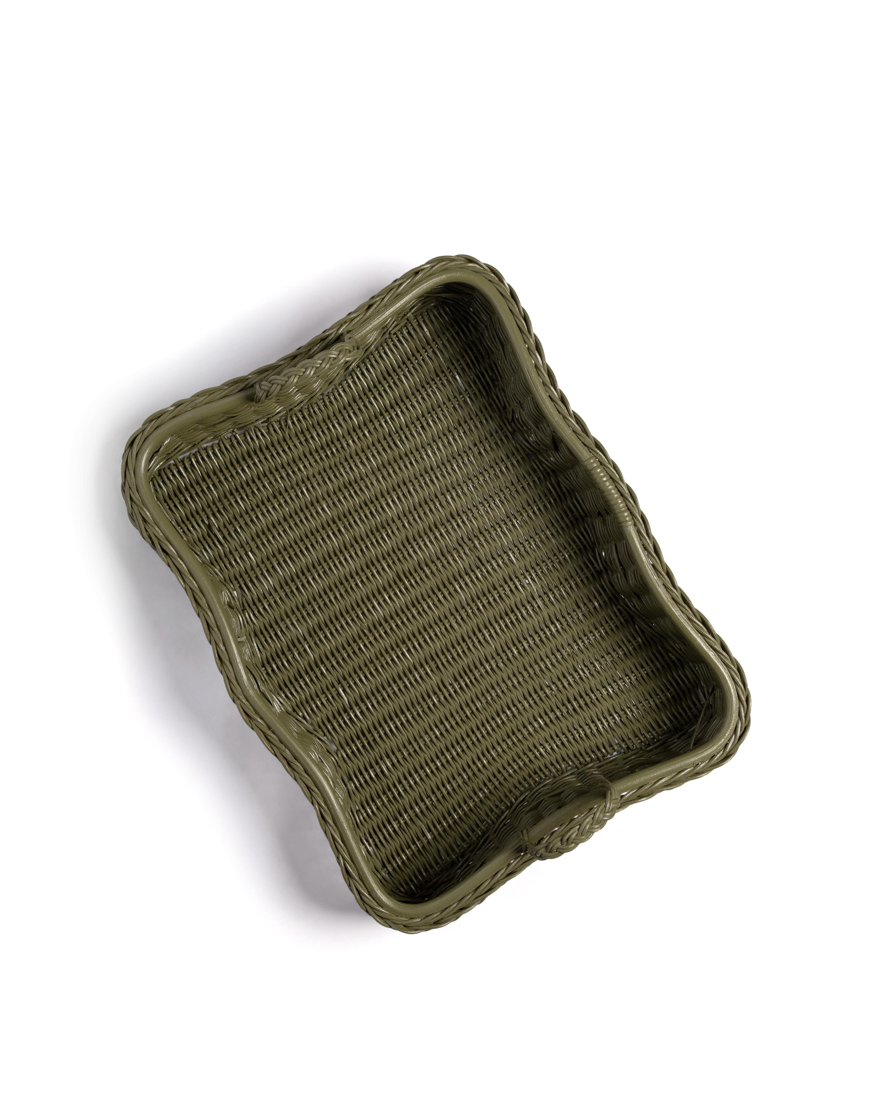 Hadley Tablett - Grün (Rattan) im Angebot