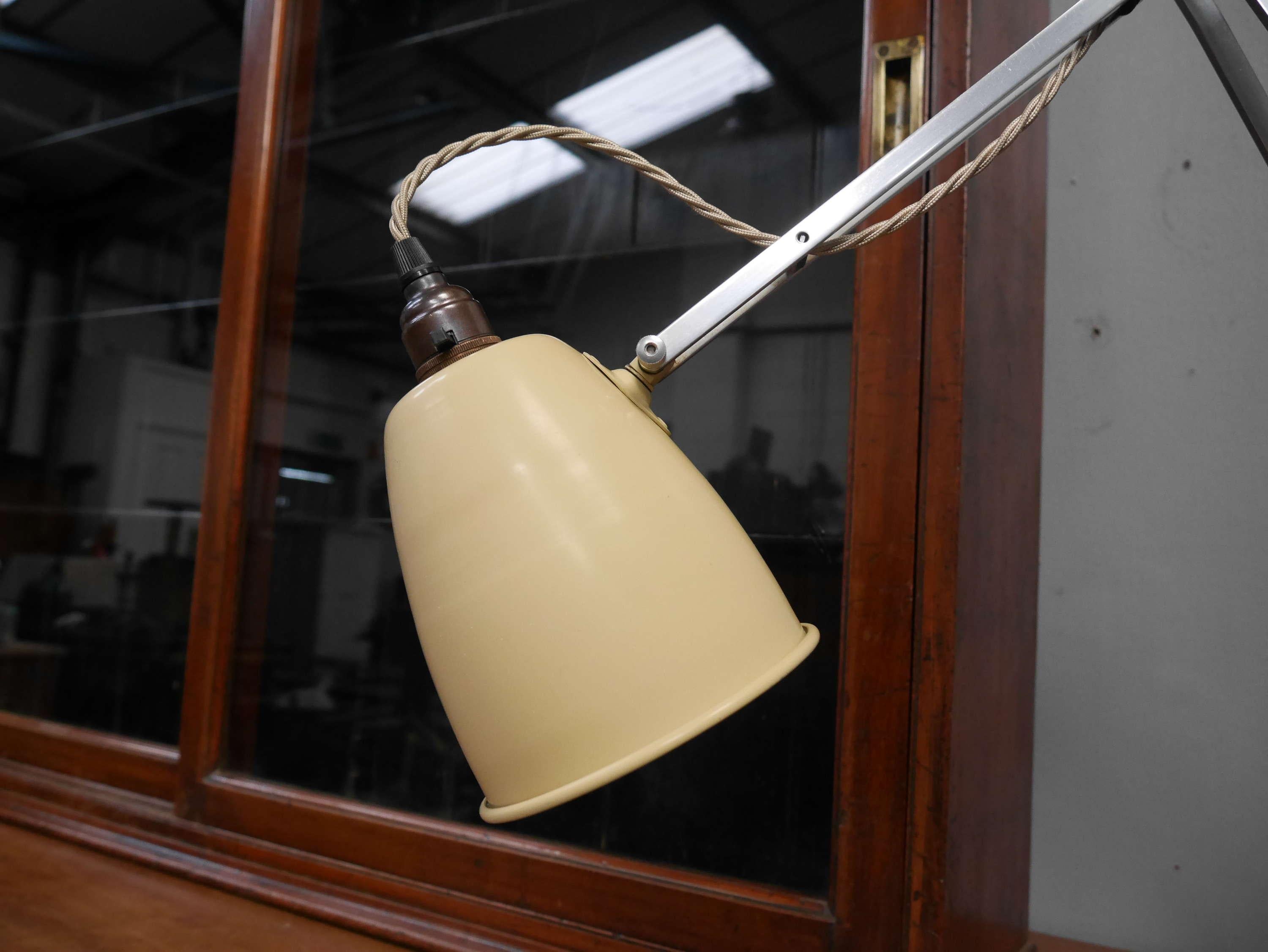 Hadrill Horstmann Counterbalance Desk Lamp In Good Condition In Downham Market, GB