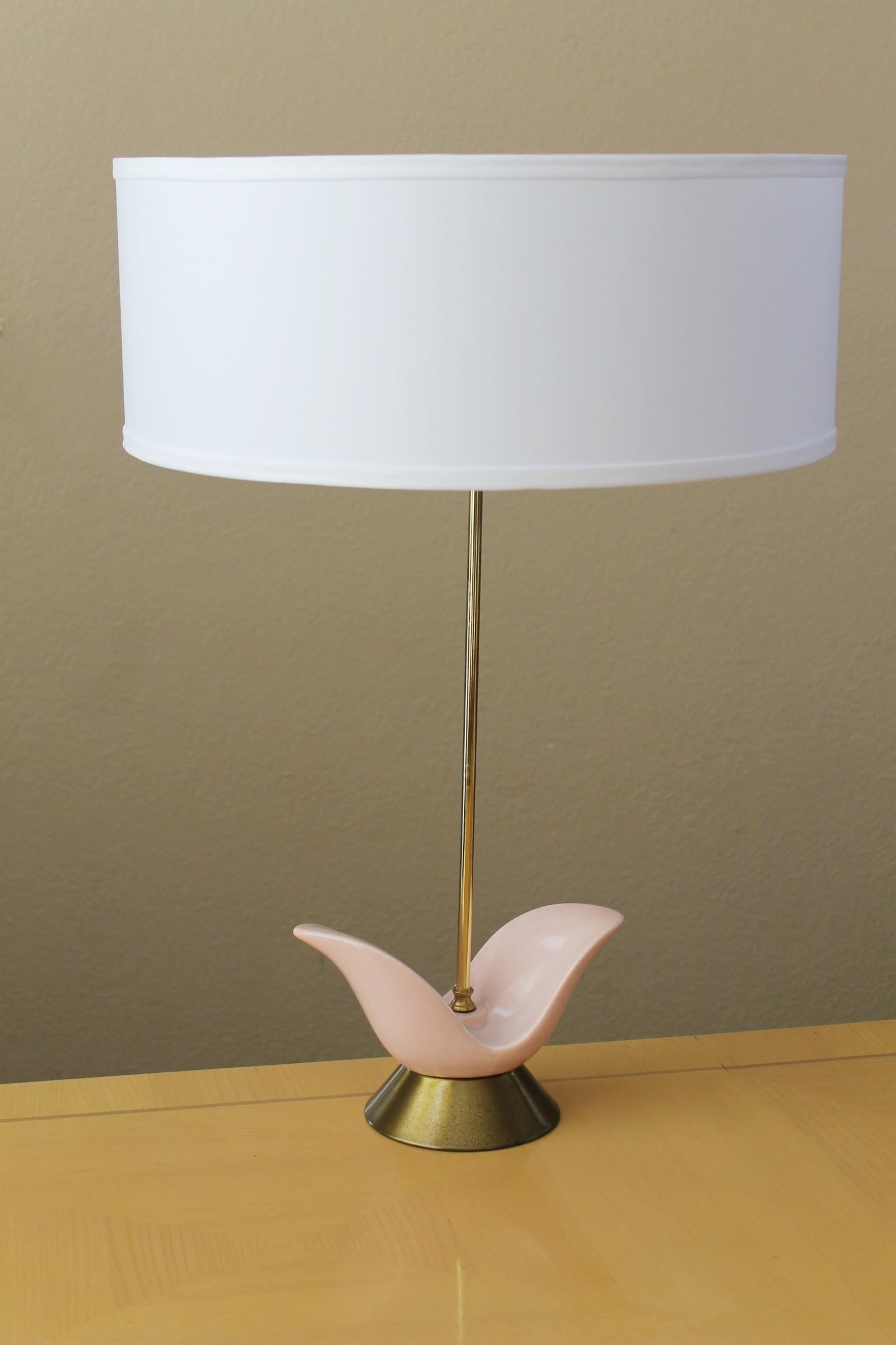 American Haeger 1950s Abstract Pink Pottery Mid Century Modern Atomic Table Lamp For Sale