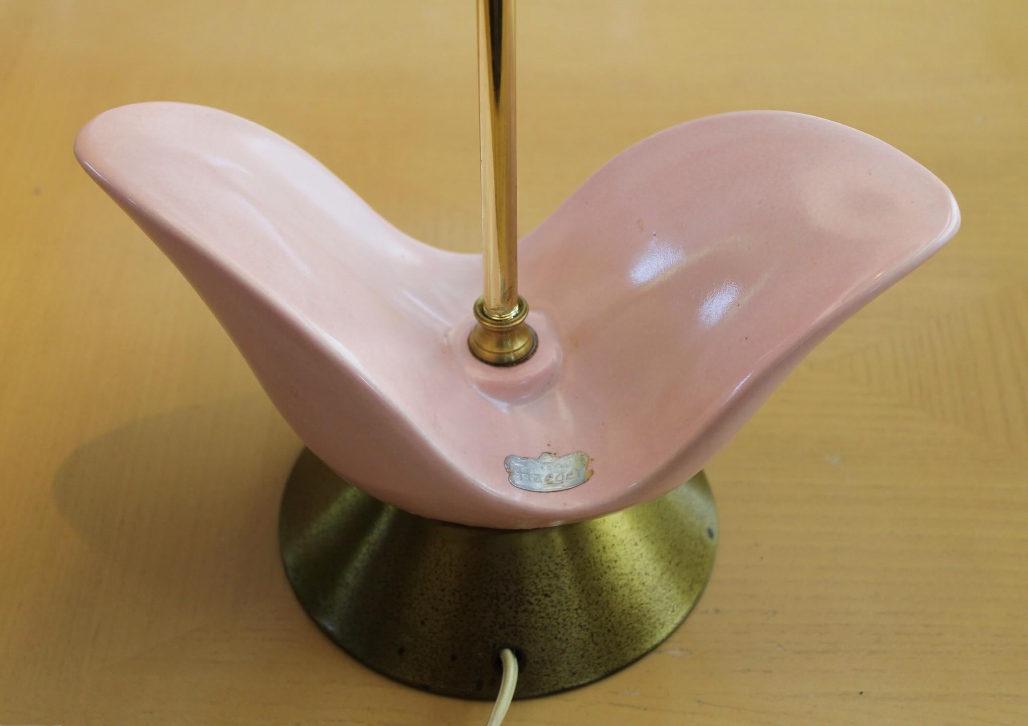 Hand-Carved Haeger 1950s Abstract Pink Pottery Mid Century Modern Atomic Table Lamp For Sale