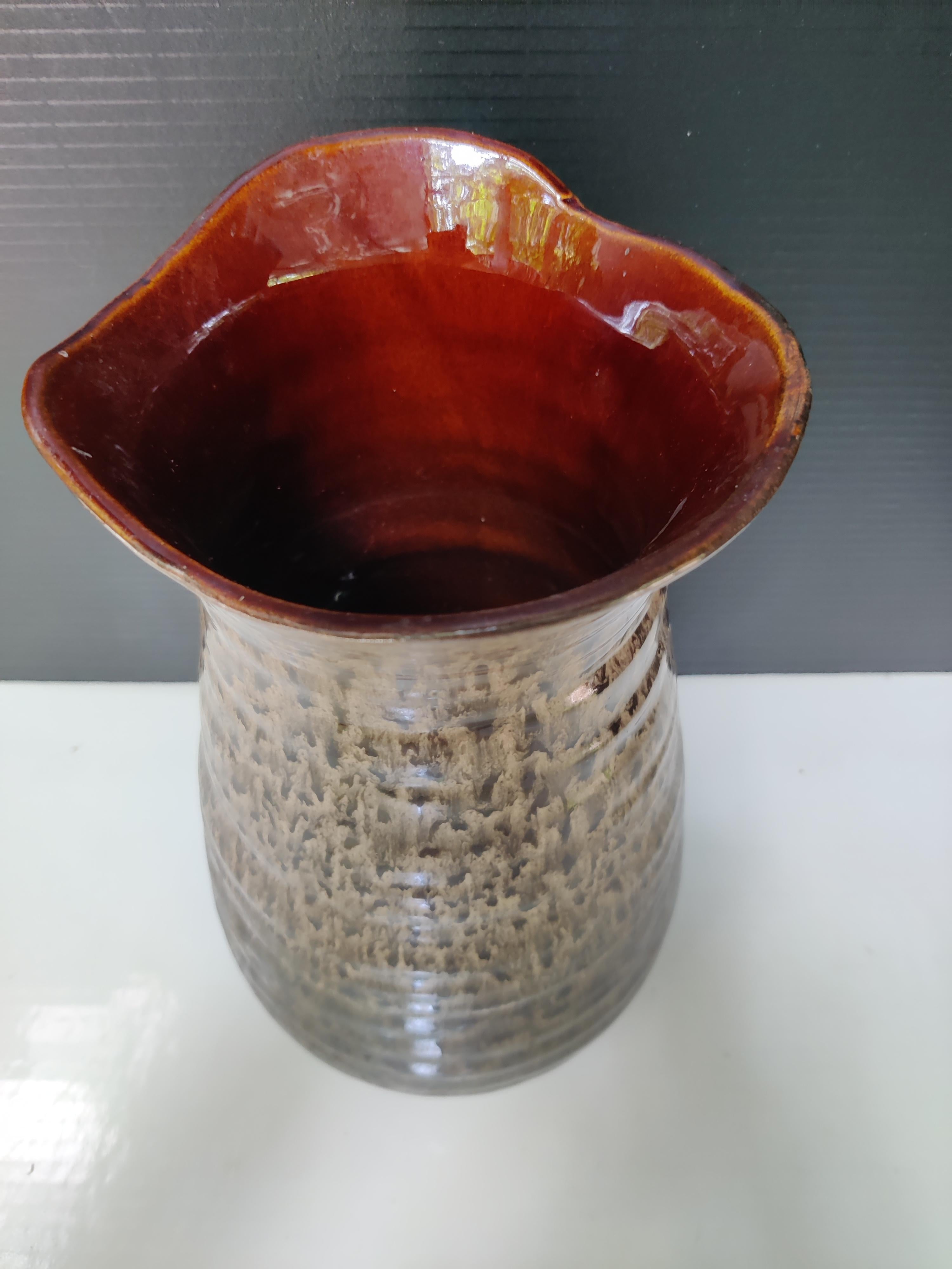 Terracotta Vaso Haeger 1970 Mid-Century Modern con smalto lavico in vendita