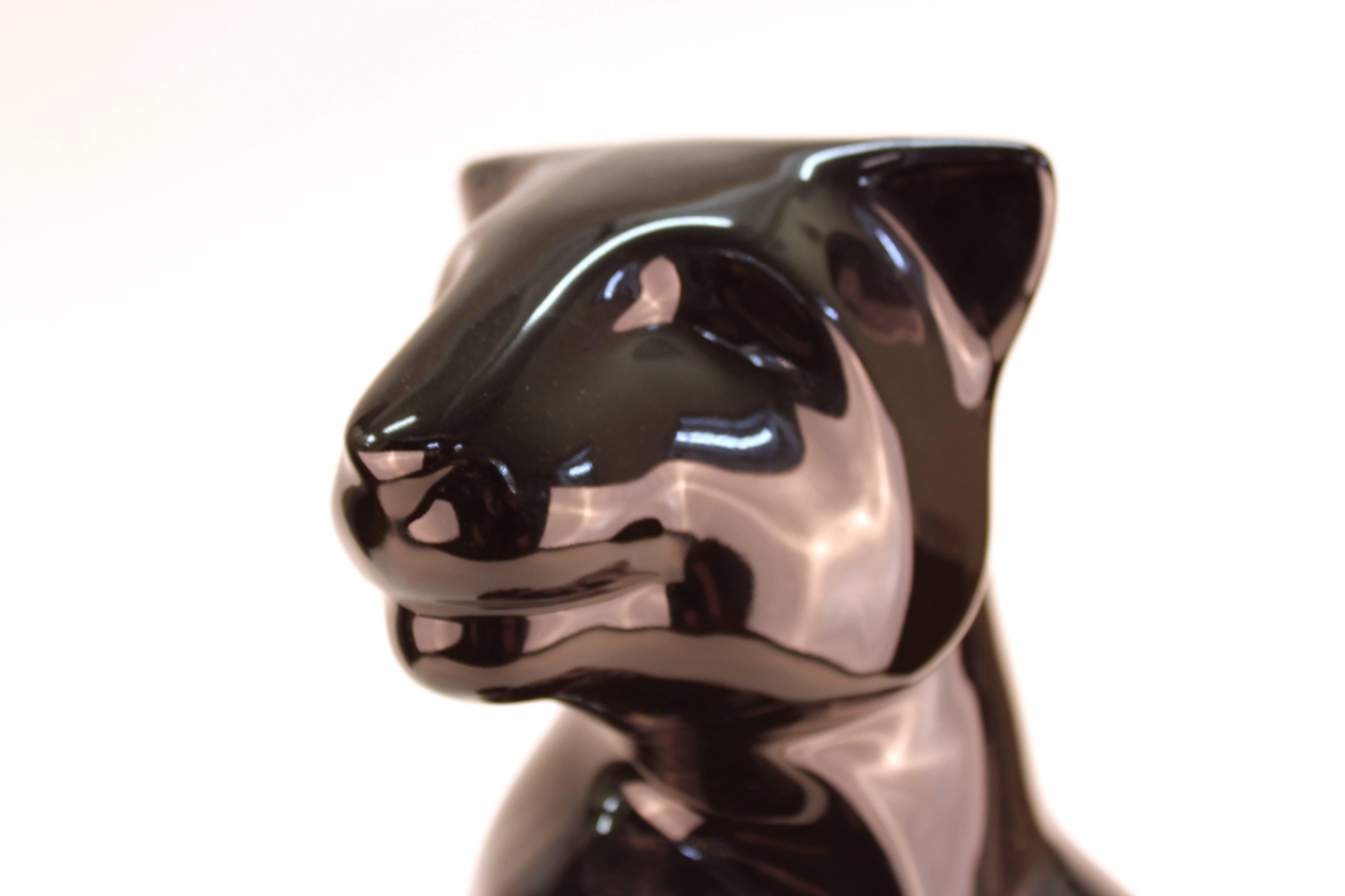 Panthère noire en céramique de style Art déco Haeger 1