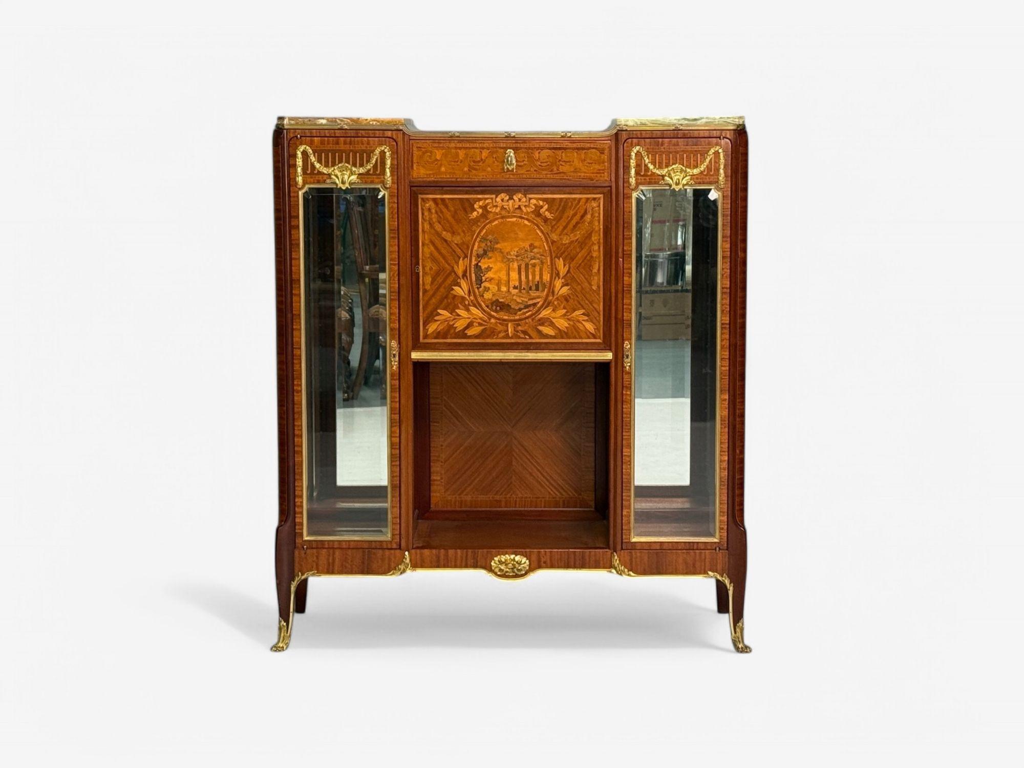 Francese Haentges Frères, Luigi XVI, intarsio, bronzo, vetrine, Parigi, XIX secolo. in vendita
