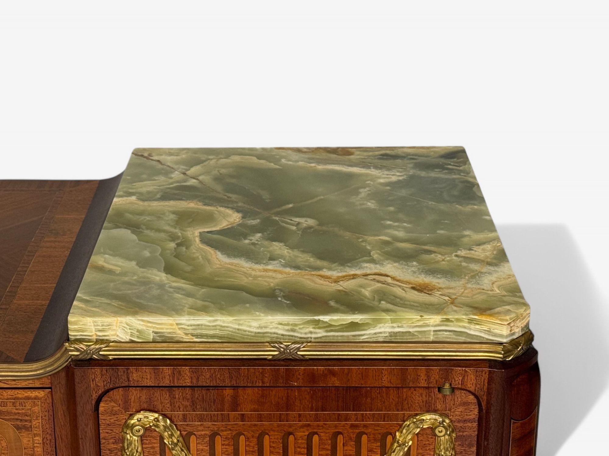 Haentges Frères, Luigi XVI, intarsio, bronzo, vetrine, Parigi, XIX secolo. in vendita 4
