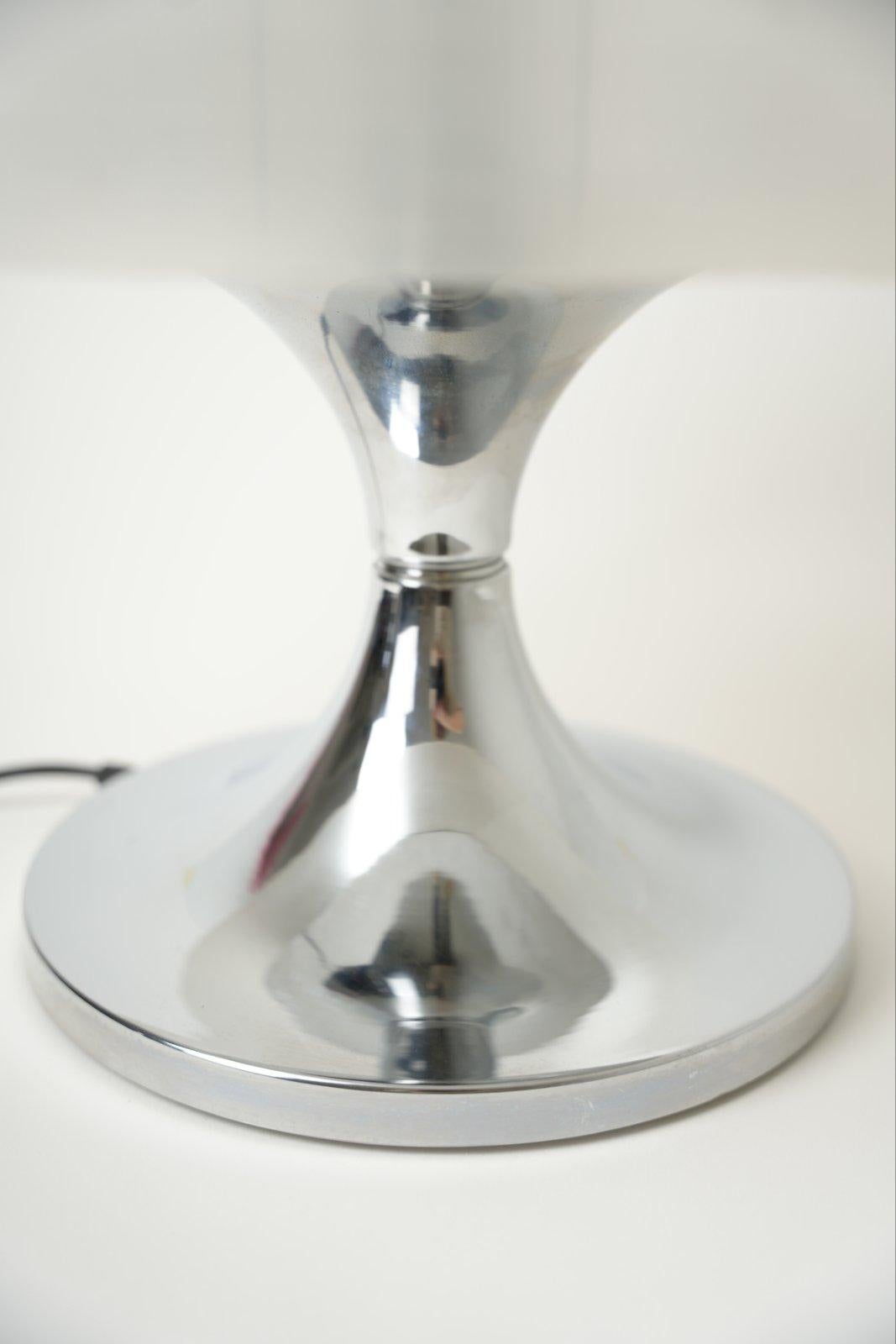 Harvey Guzzini Lampe de table Meblo 1970