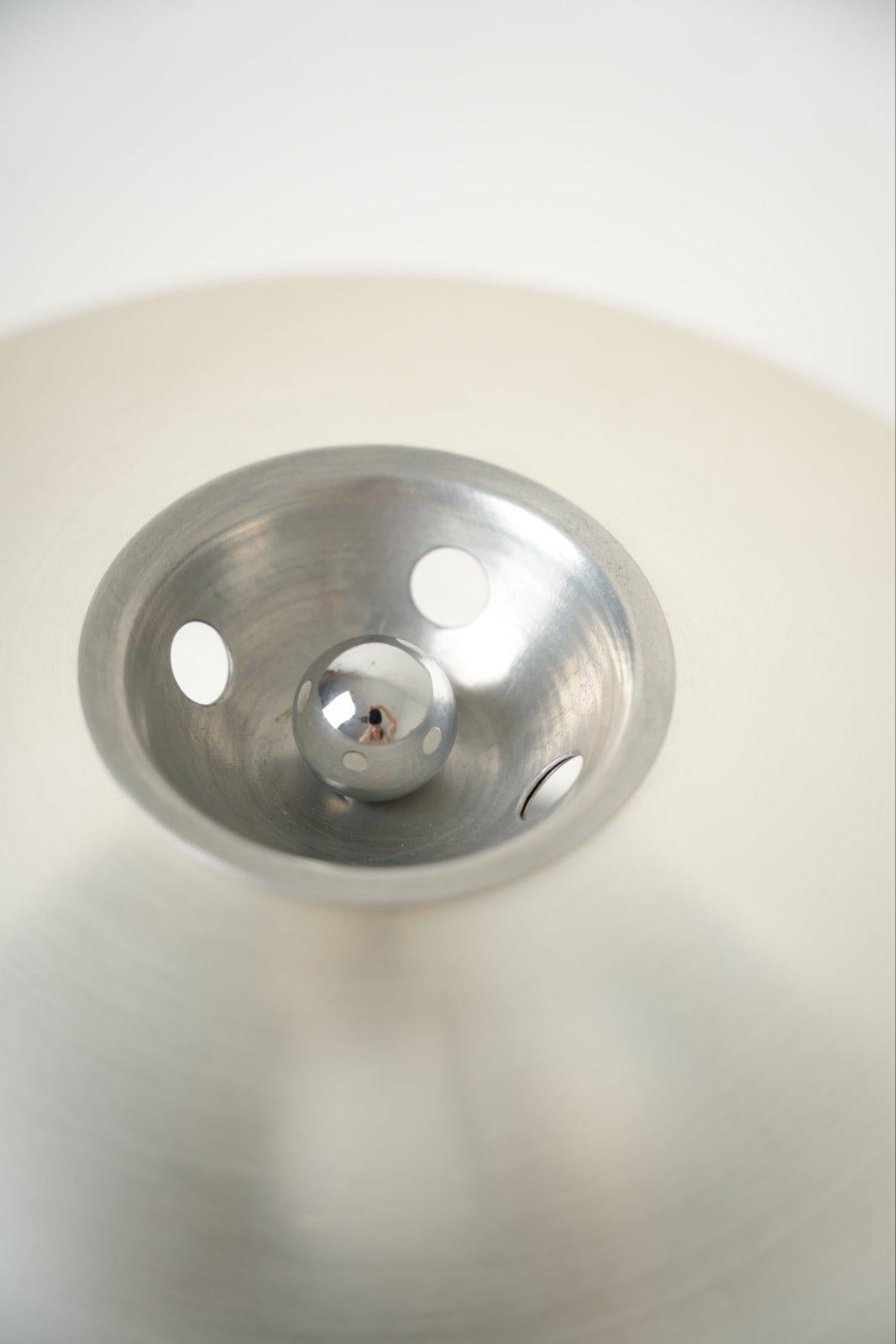 Chrome Lampe à poser Meblo de Guzzini 1970 en vente