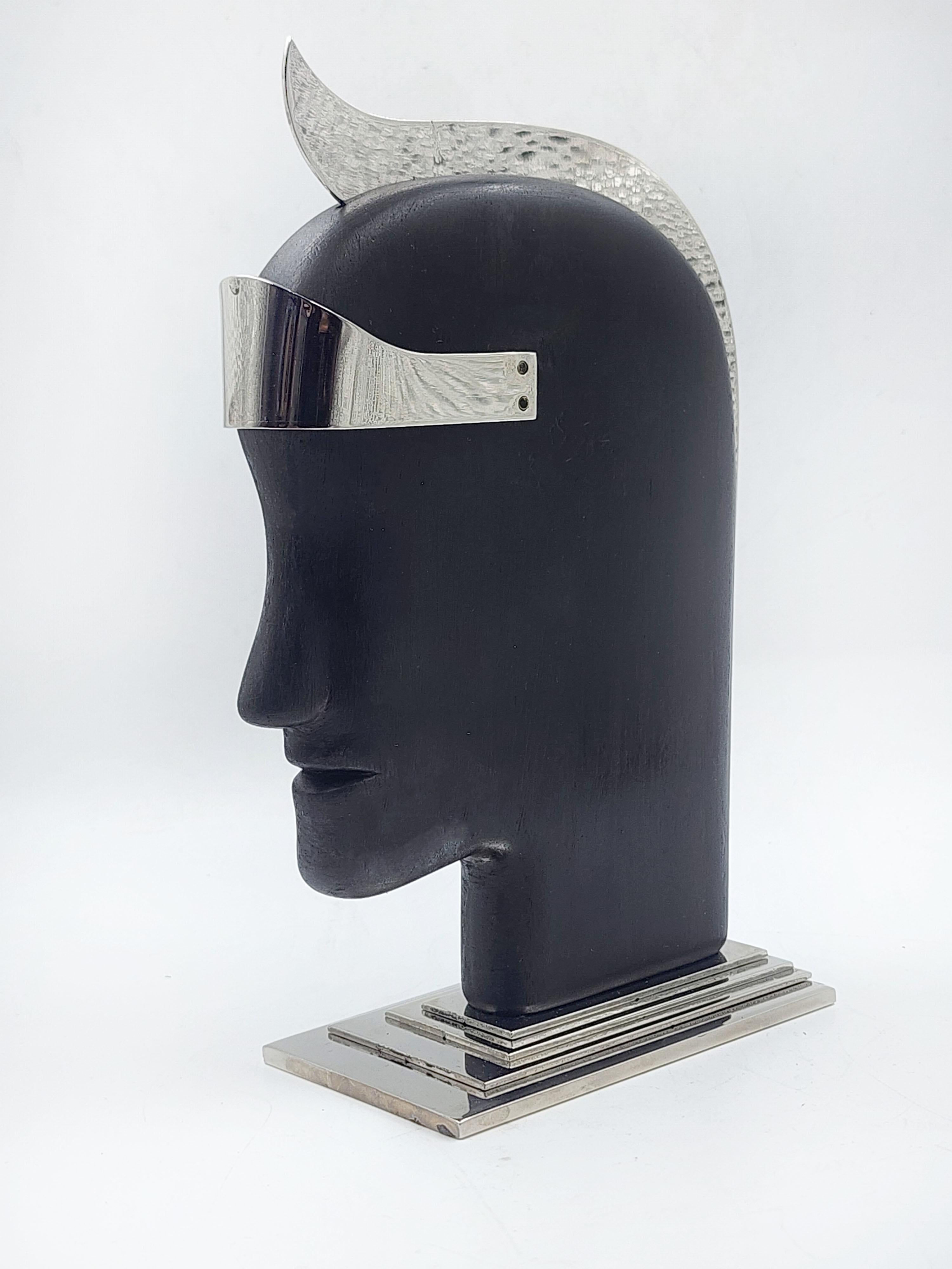 Cabezal Hagenauer Art Déco de metal plateado Hecho a mano en venta