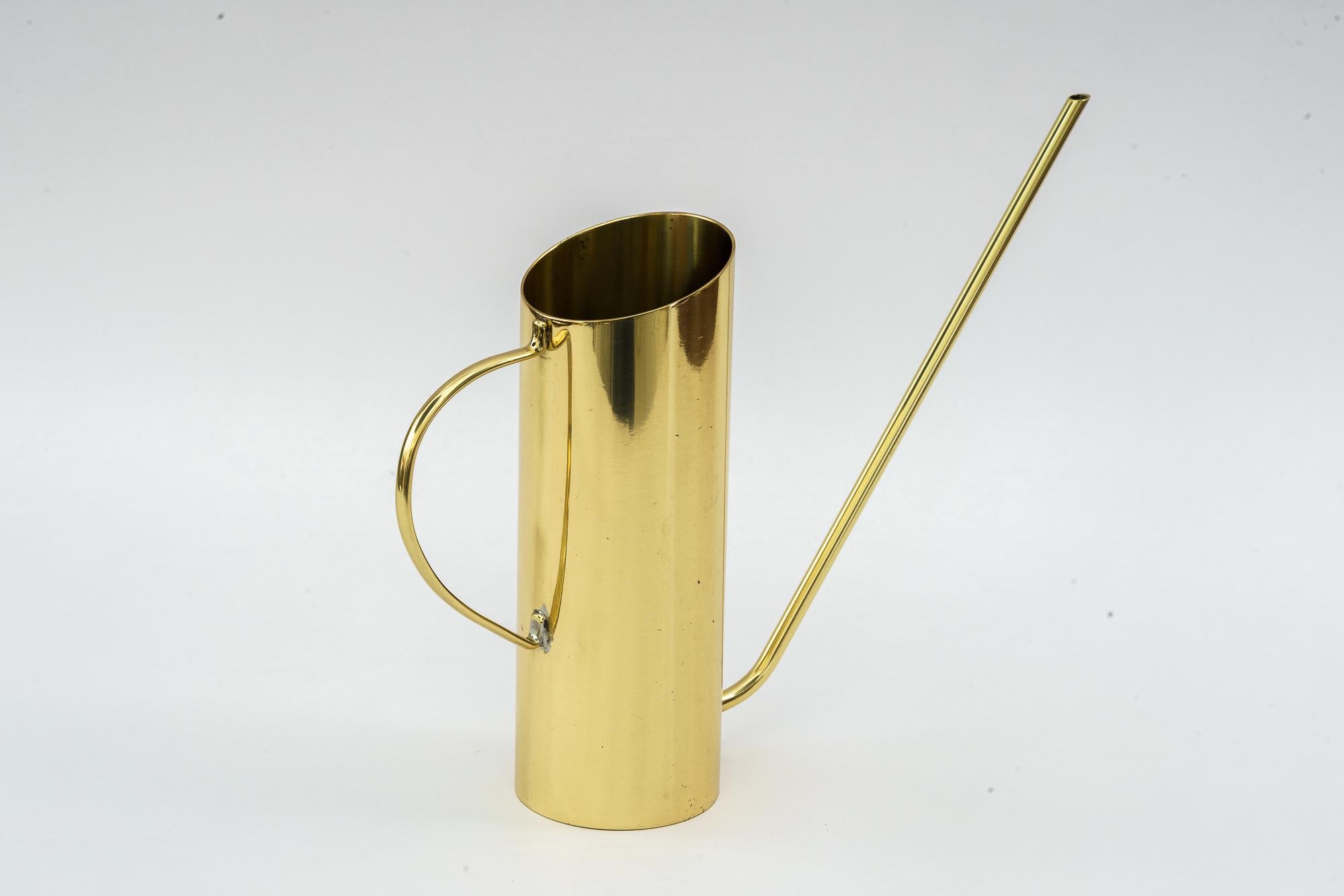 Hagenauer watering can vienna around 1950s ( marked )
Brass polished and stove enameled