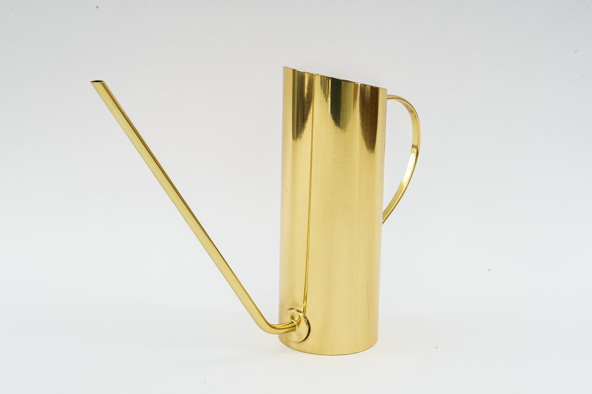 Hagenauer watering can vienna around 1950s ( marked ) In Good Condition For Sale In Wien, AT